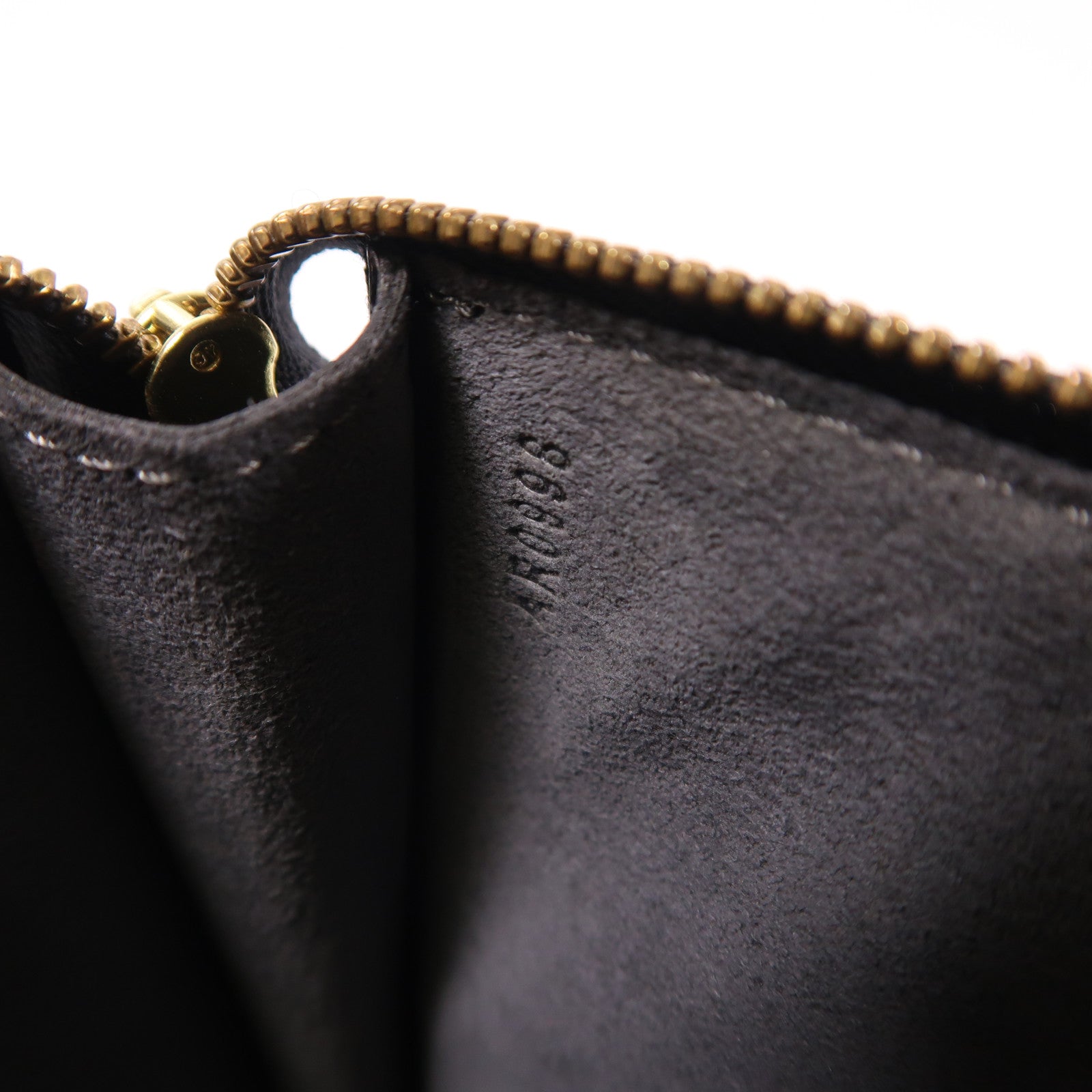 LOUIS VUITTON Epi Pochette Accessories Pouch金扣手挽袋