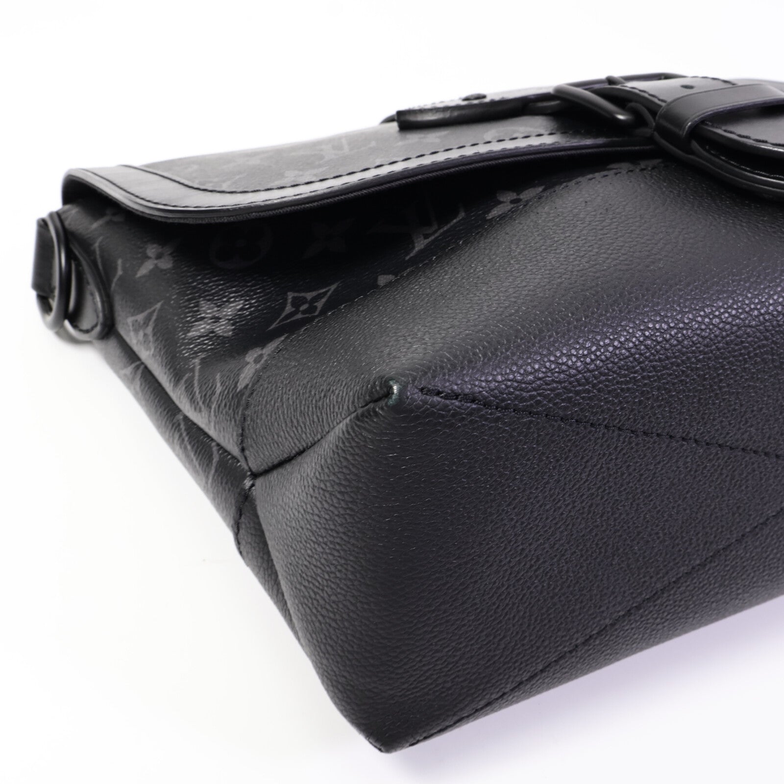 LOUIS VUITTON Monogram Eclipse Saumur肩背袋