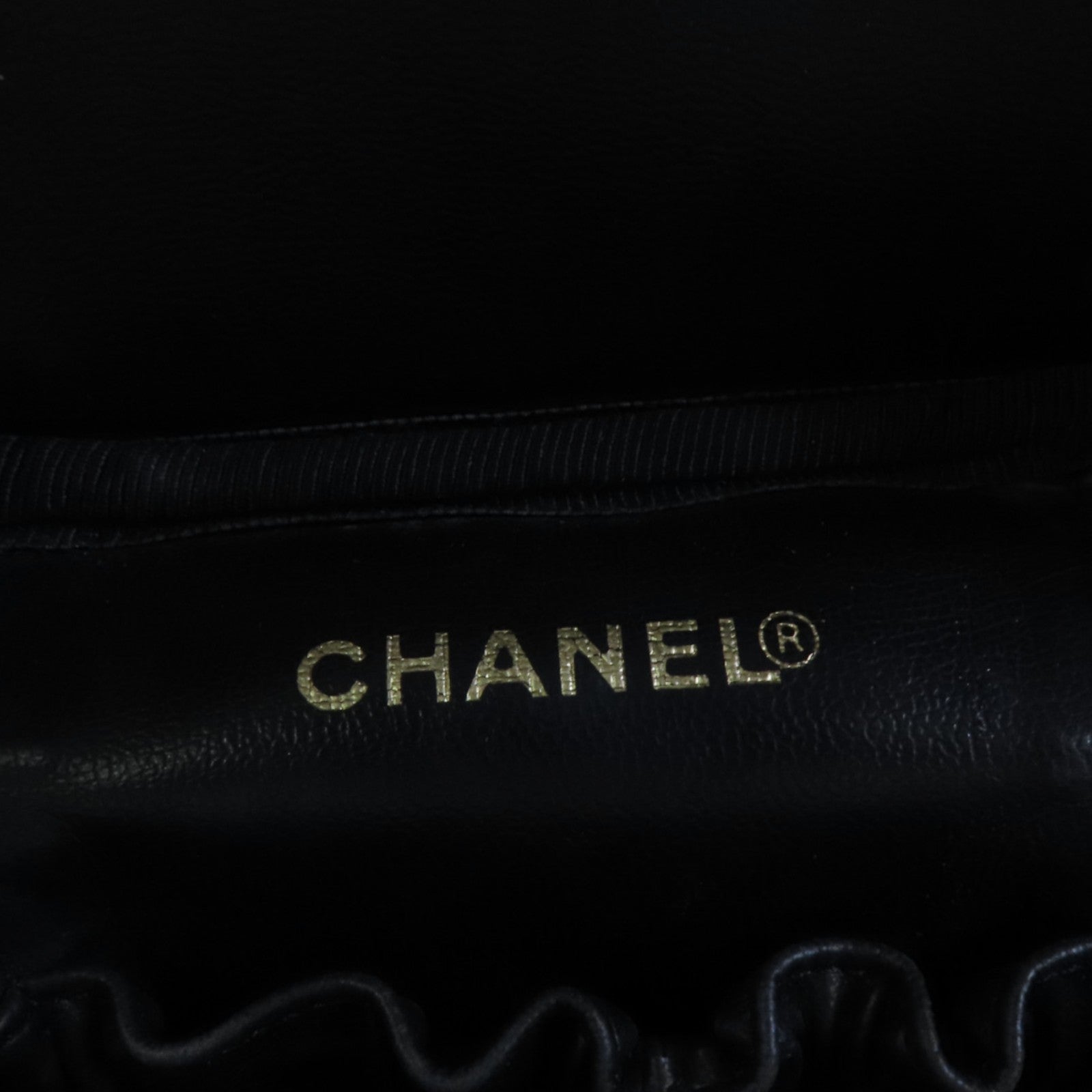 CHANEL 牛皮皮革Vintage Vanity金扣手挽袋