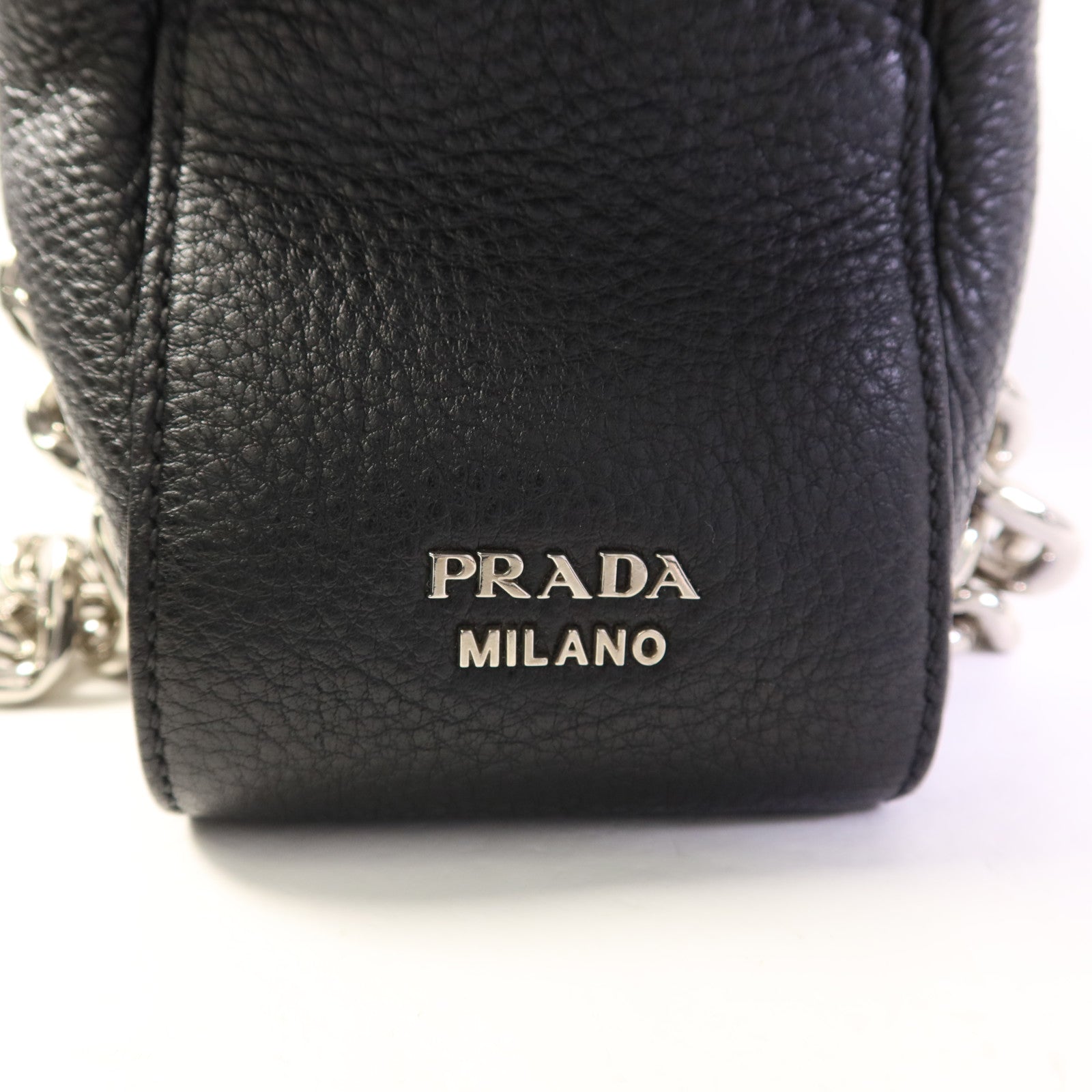 PRADA 牛皮皮革Chain Shoulder Bag銀扣肩背袋