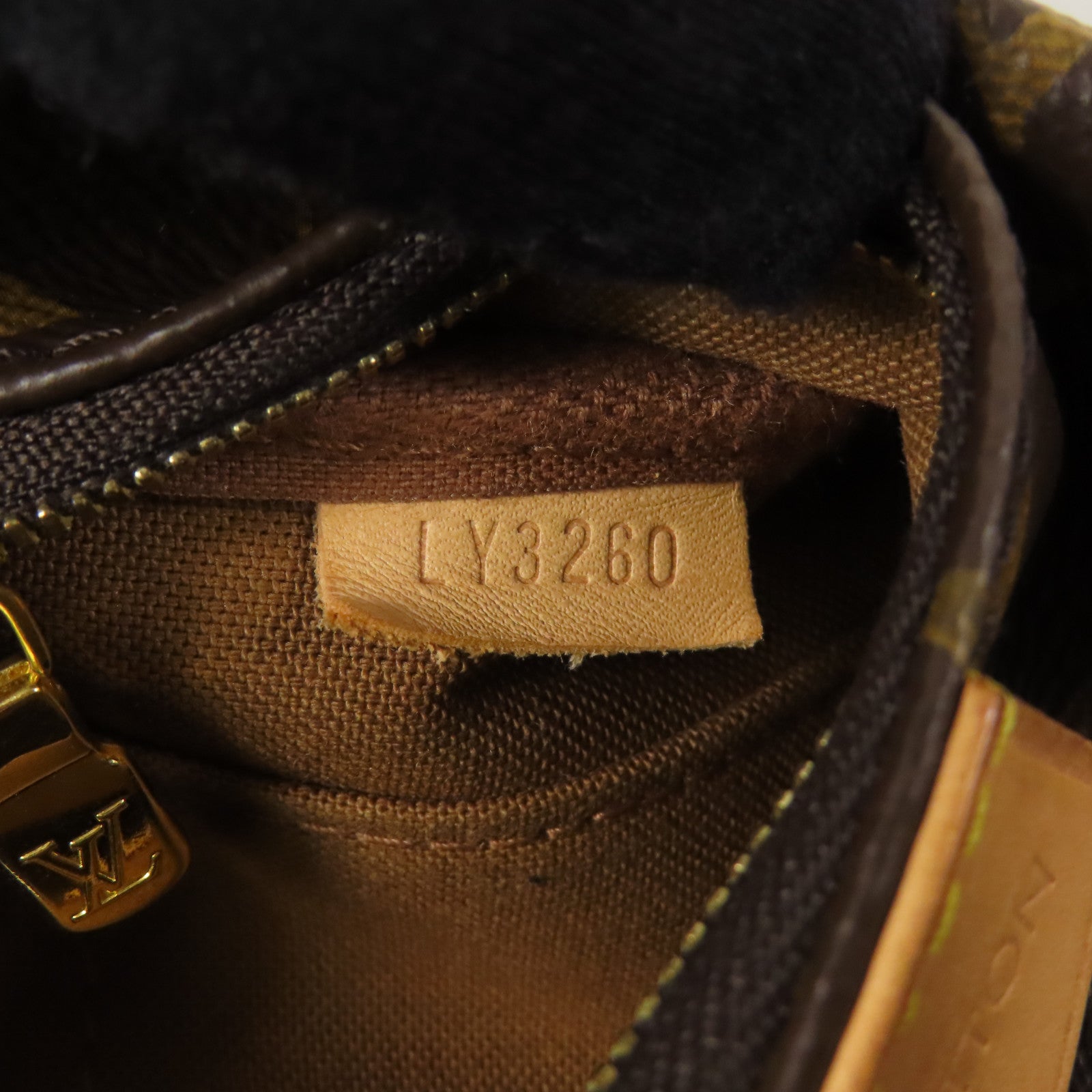 LOUIS VUITTON Monogram Multi Pochette Accessoires Bag金扣手挽肩背兩用袋