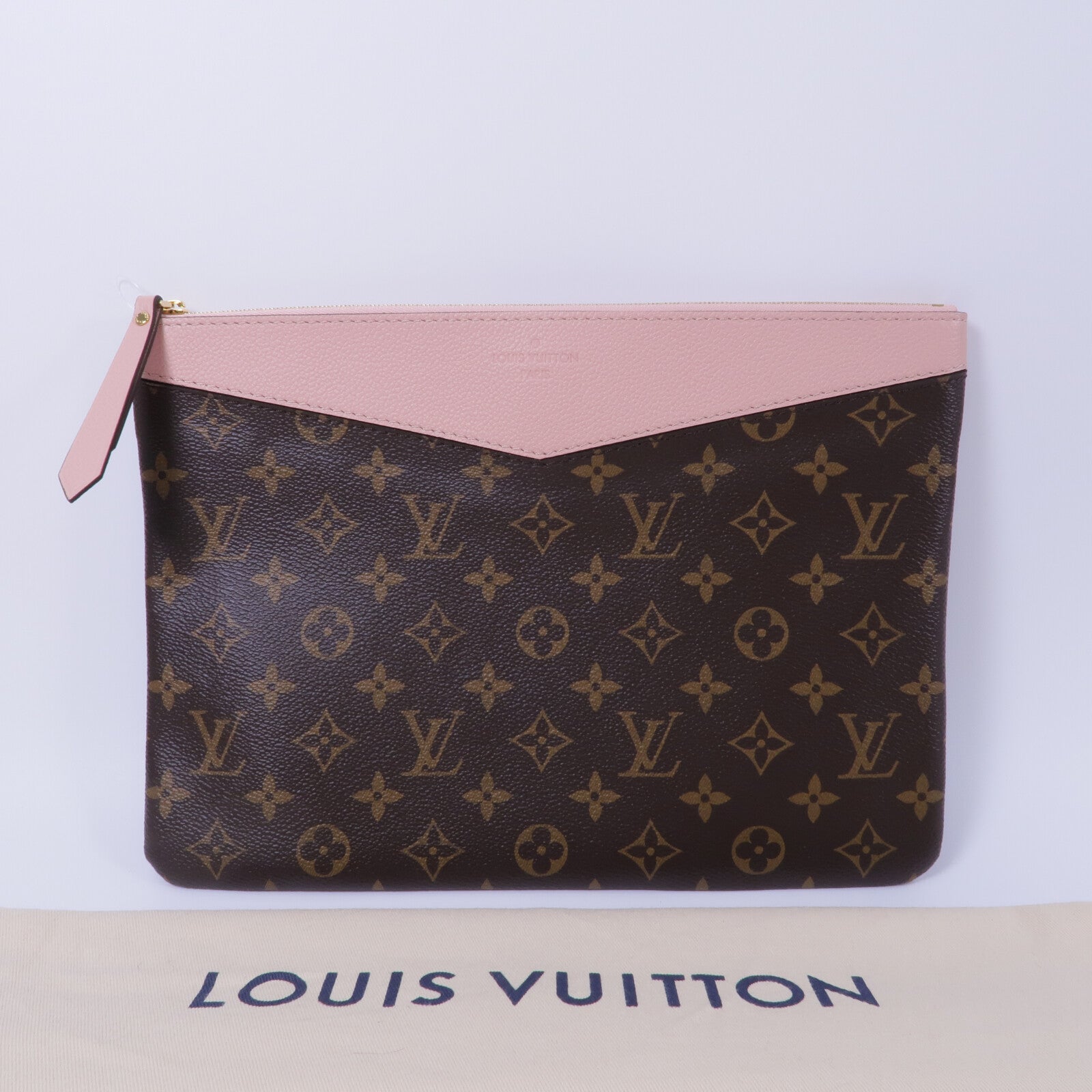 LOUIS VUITTON Monogram Daily Pouch手拿包