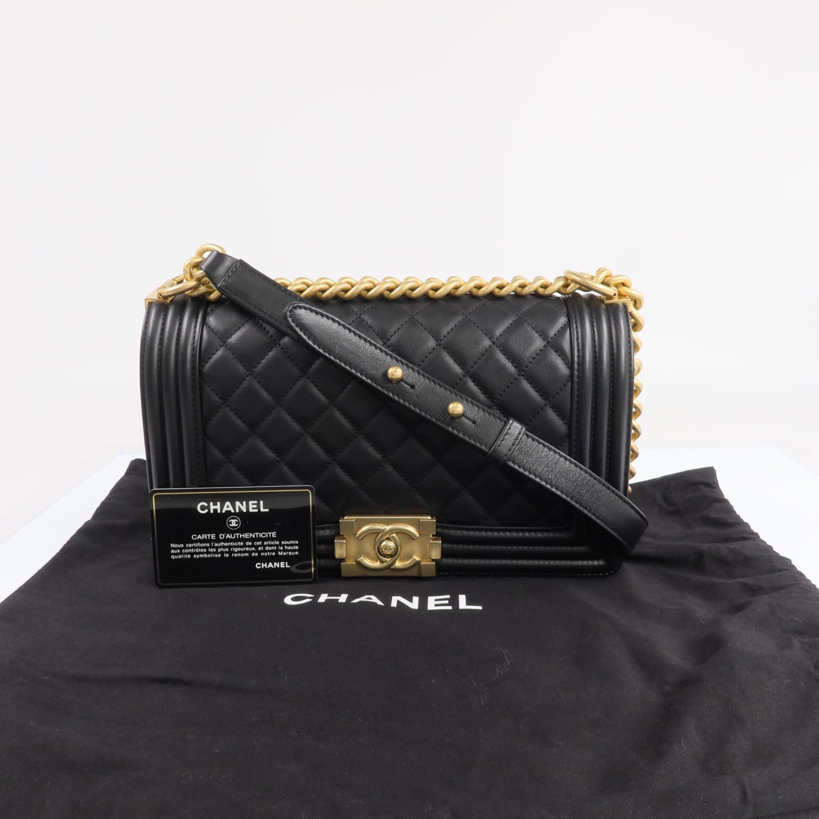 CHANEL 牛皮皮革Boy 25金扣鏈帶肩背袋