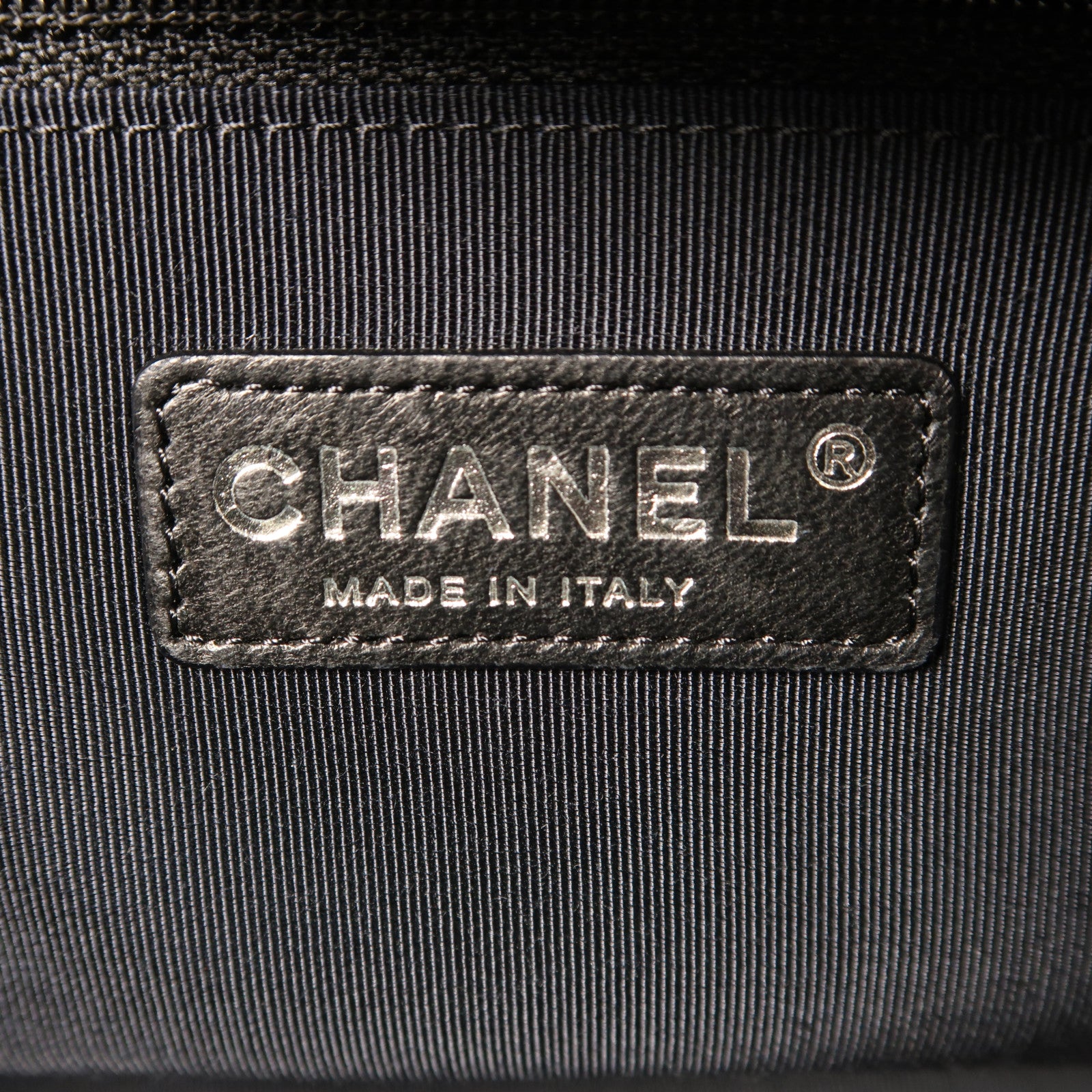 CHANEL 皮革Chain Shoulder Bag銀扣肩背袋