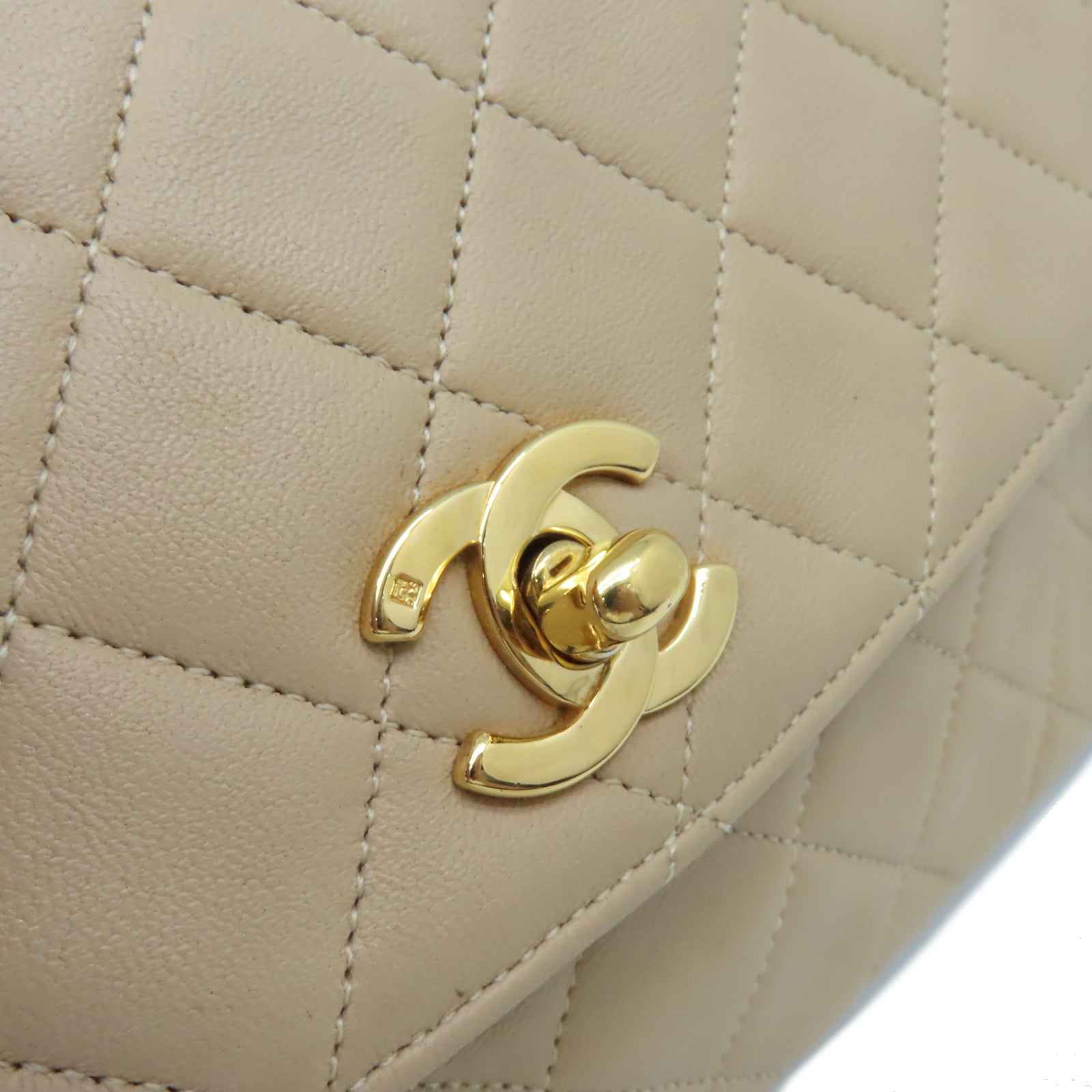 CHANEL 【激減優惠】菱格羊皮皮革Chain Shoulder Bag金扣鏈帶肩背袋杏色