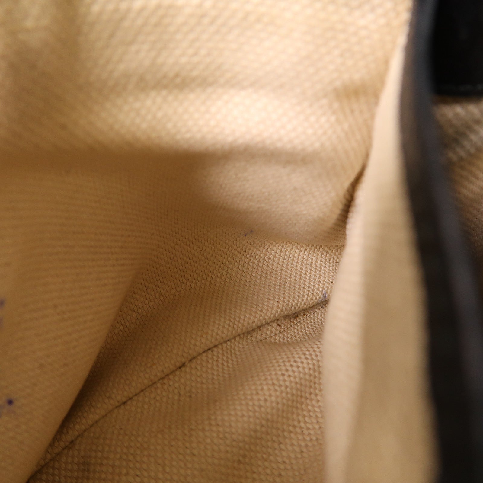 GUCCI 牛皮皮革Shoulder Bag銀扣鏈帶肩背袋