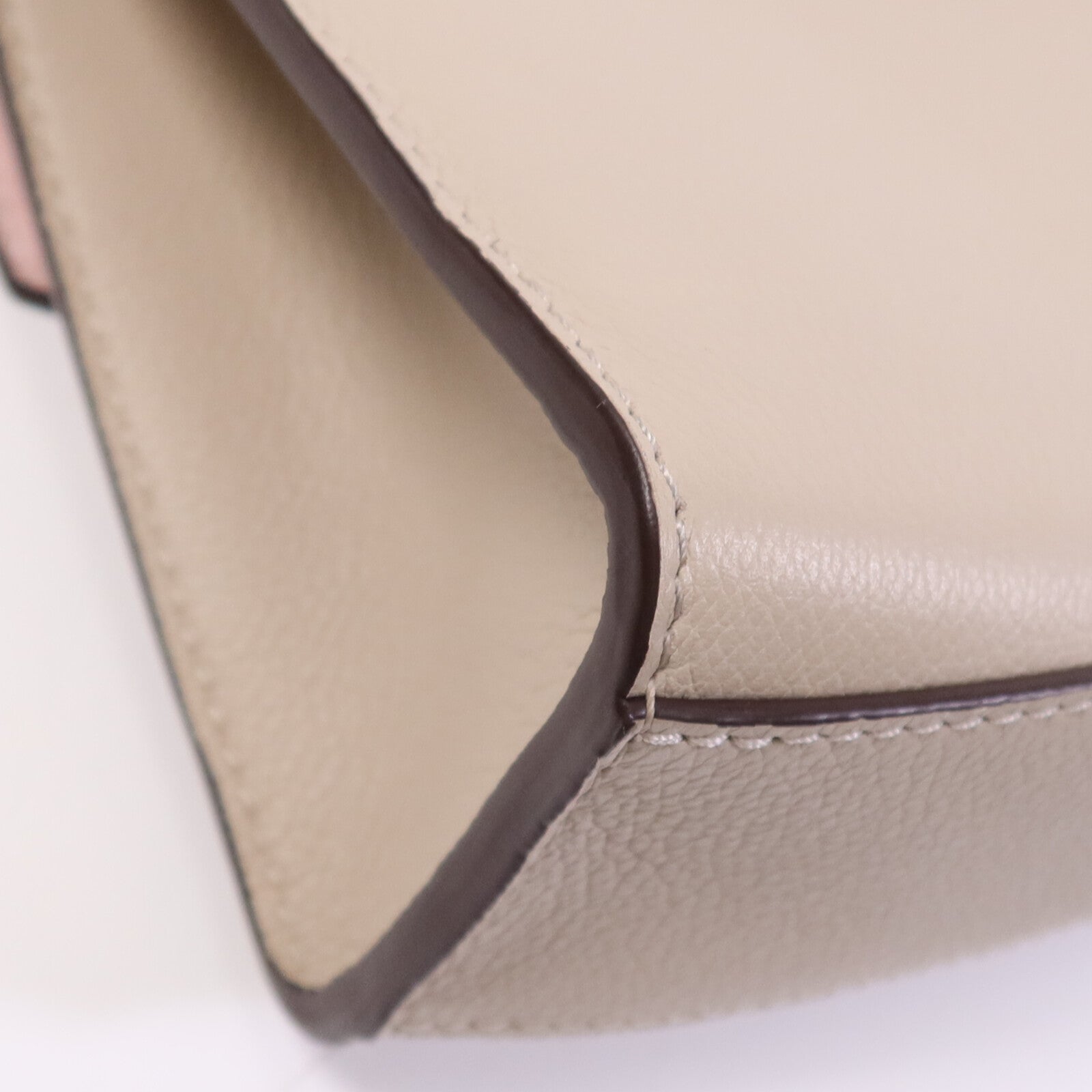 LOUIS VUITTON 牛皮皮革Mylockme金扣鏈帶肩背袋