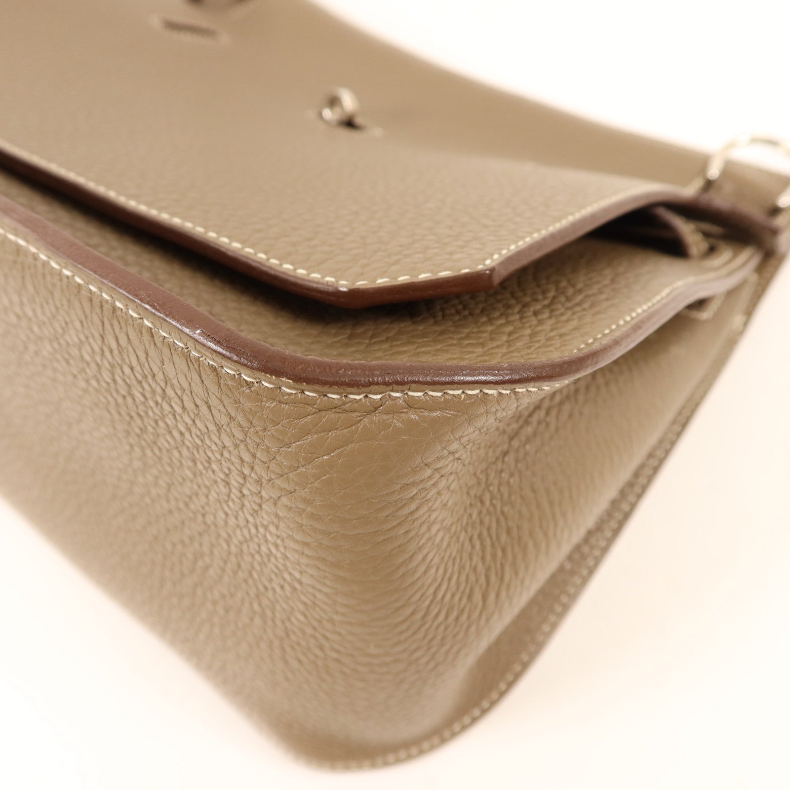 HERMES Clemence皮革Jypsiere 28銀扣肩背袋Etoupe