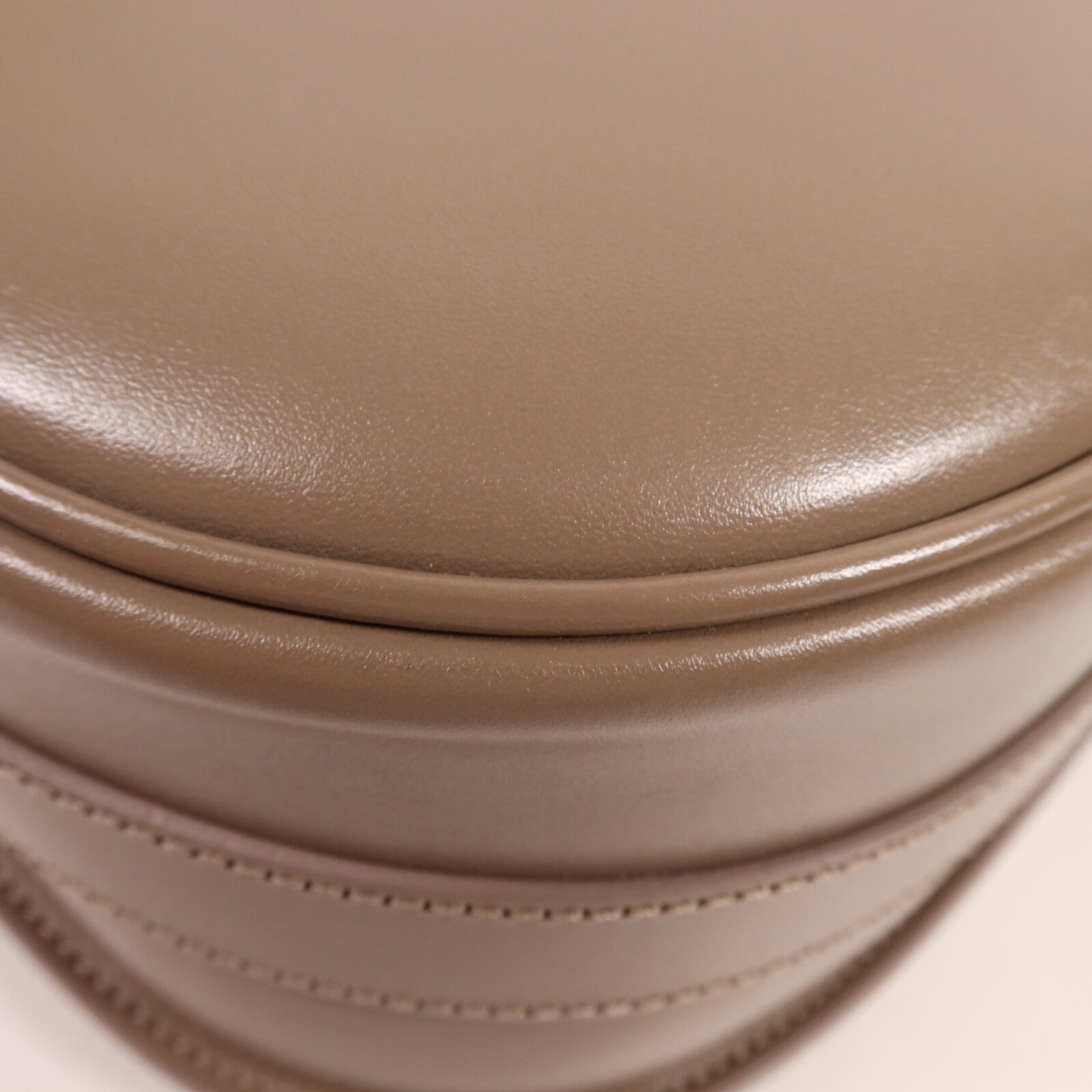 Dior 牛皮皮革Bobby Large金扣肩背袋