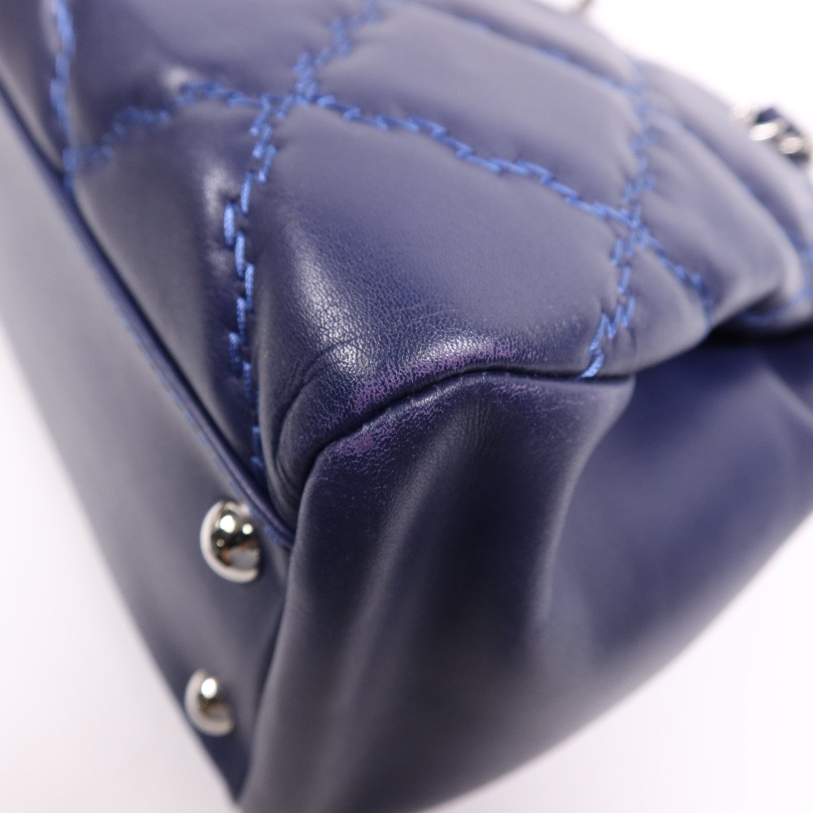 CHANEL 牛皮皮革Shoulder Bag銀扣鏈帶肩背袋