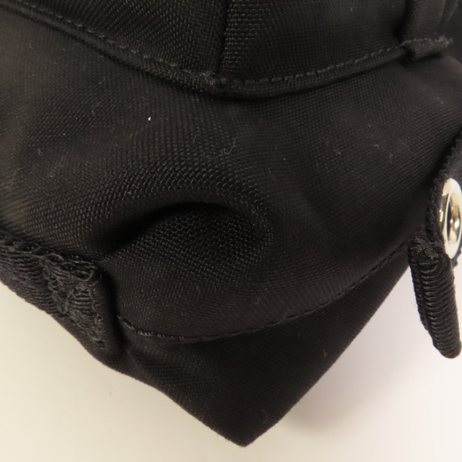 Valentino 帆布VLTN Garavami Shoulder Bag肩背袋