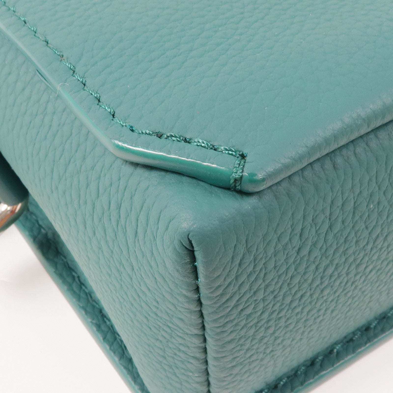 LOUIS VUITTON 牛皮皮革Aerogram Fastline銀扣肩背袋