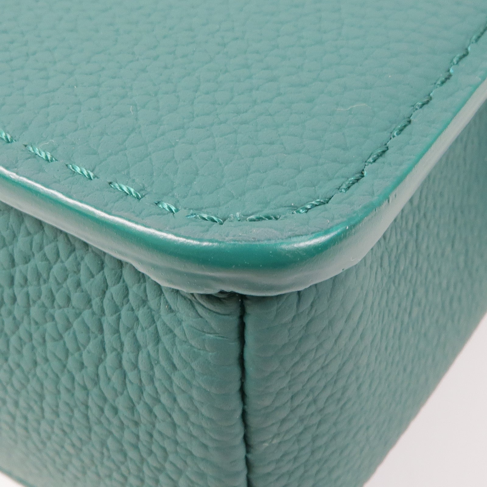 LOUIS VUITTON 牛皮皮革Aerogram Fastline銀扣肩背袋