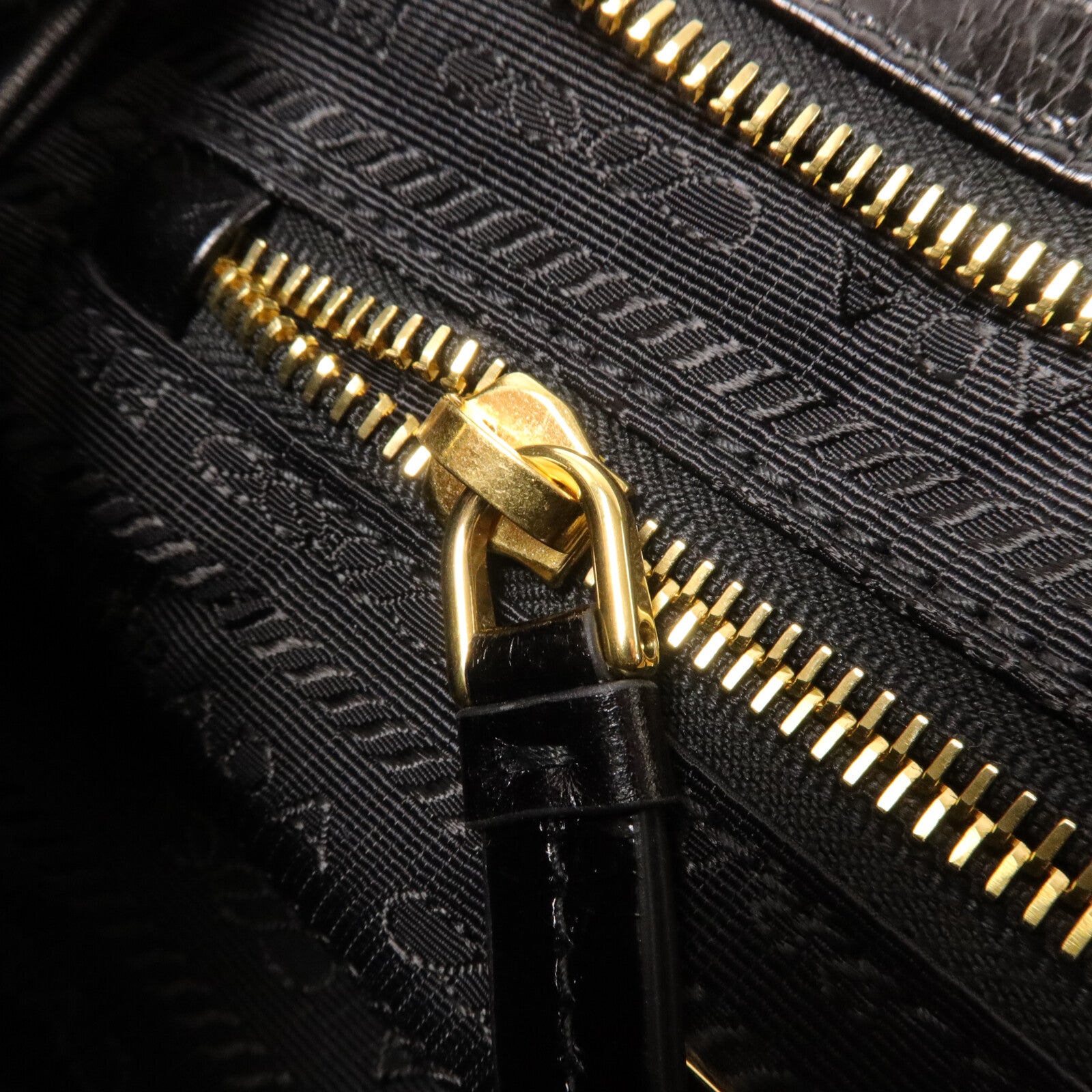 PRADA 牛皮皮革Bonnie Mini手挽肩背兩用袋