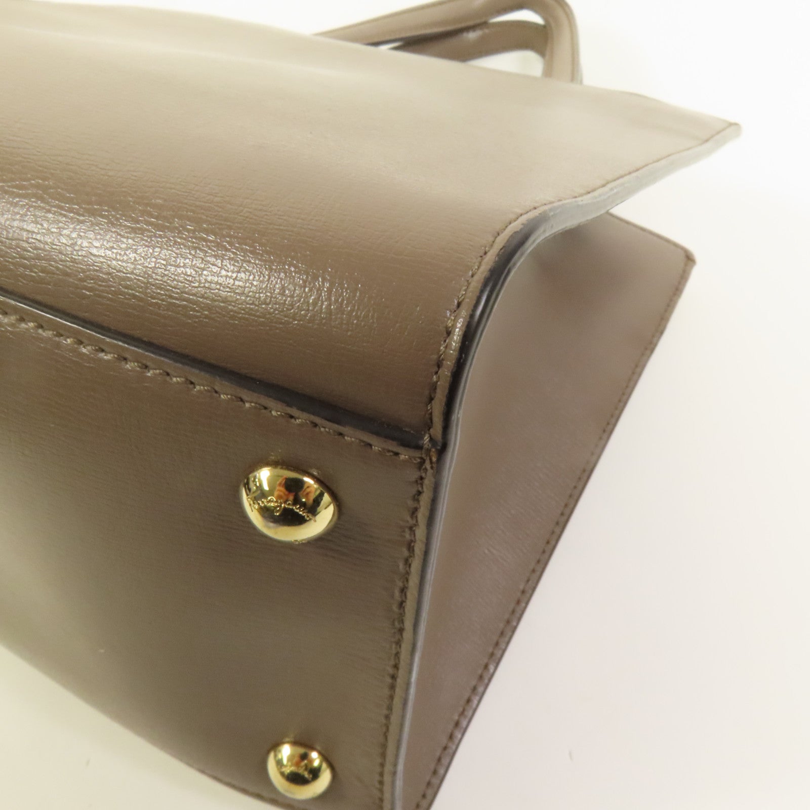 Salvatore Ferragamo 牛皮皮革Vara Bow Top Handle金扣手挽肩背兩用袋