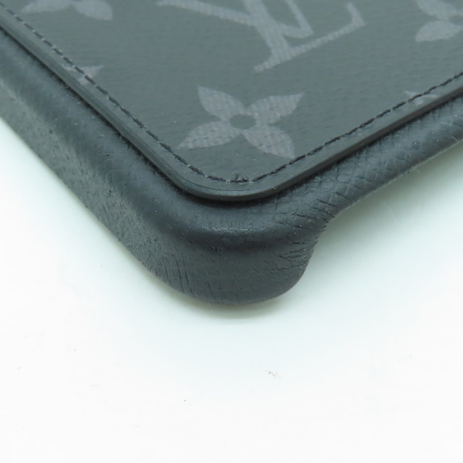LOUIS VUITTON 【激減優惠】Monogram Graphite iPhone 13 Pro手機保護套灰色/黑色