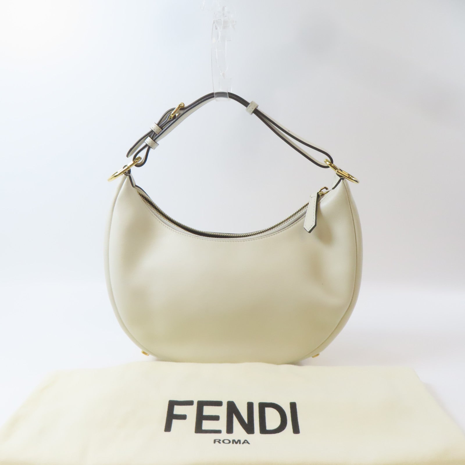 FENDI 牛皮皮革Fendigraphy金扣手挽袋白色