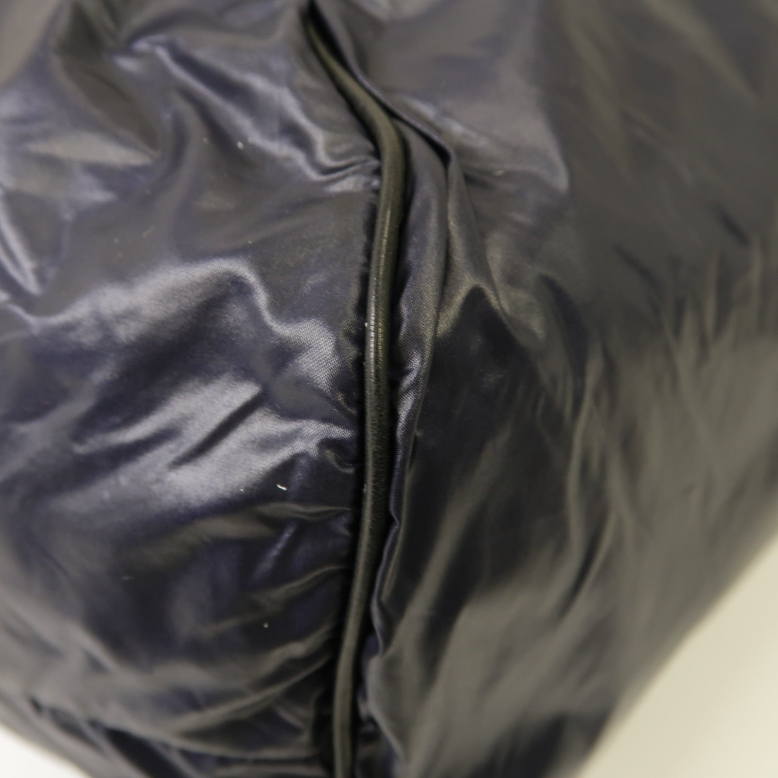 BOTTEGA VENETA 尼龍Shoulder Bag肩背袋深藍色