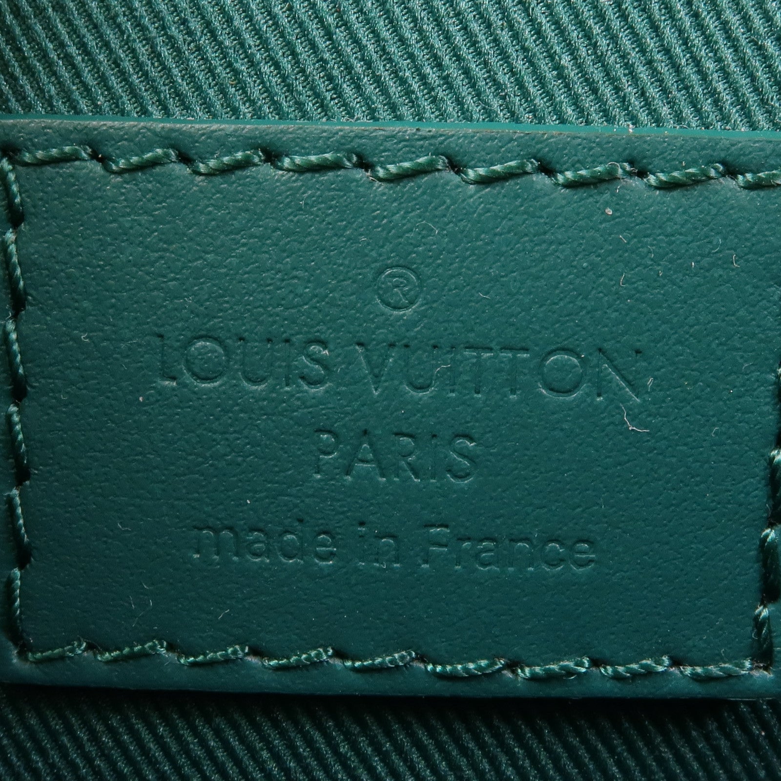 LOUIS VUITTON 牛皮皮革Aerogram Fastline銀扣肩背袋