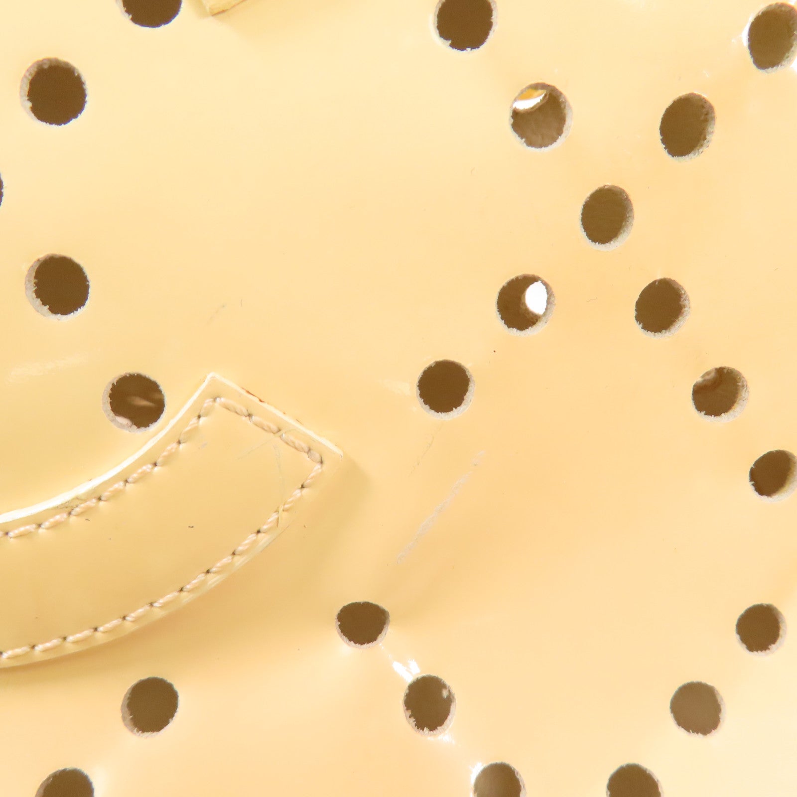 CHANEL PVC Hand Bag金扣手挽袋