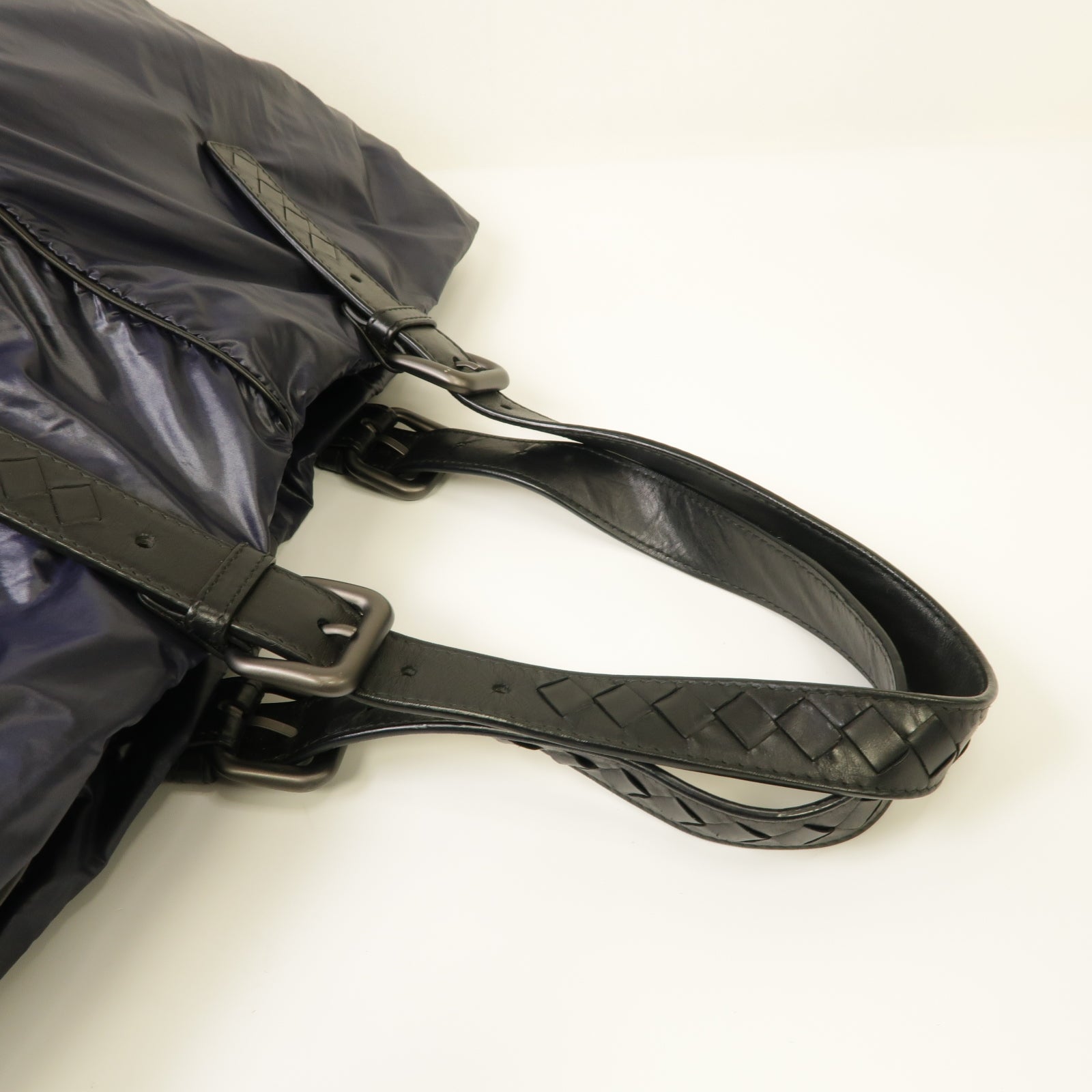 BOTTEGA VENETA 尼龍Shoulder Bag肩背袋深藍色