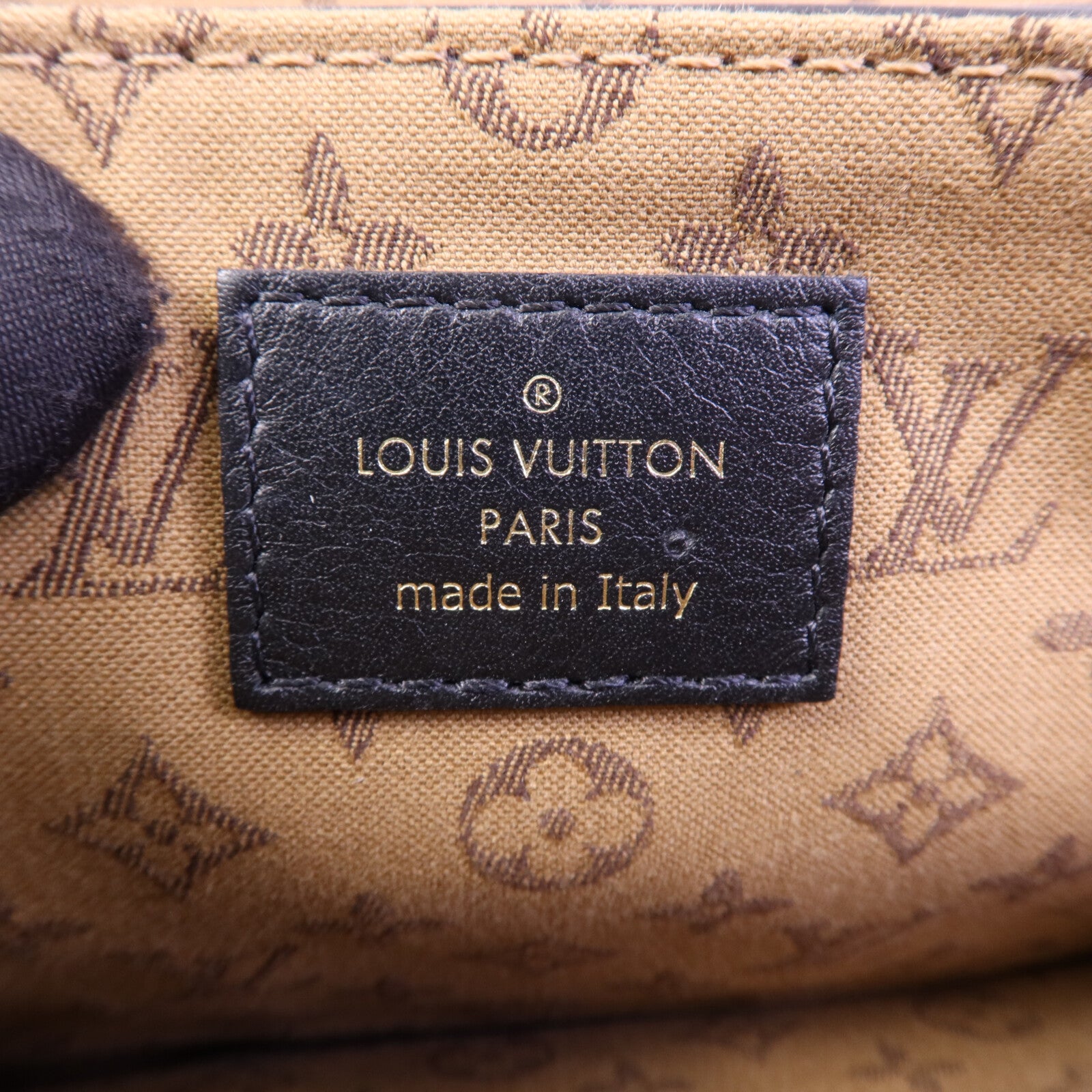 LOUIS VUITTON 牛皮皮革Rendez-Vous金扣鏈帶肩背袋