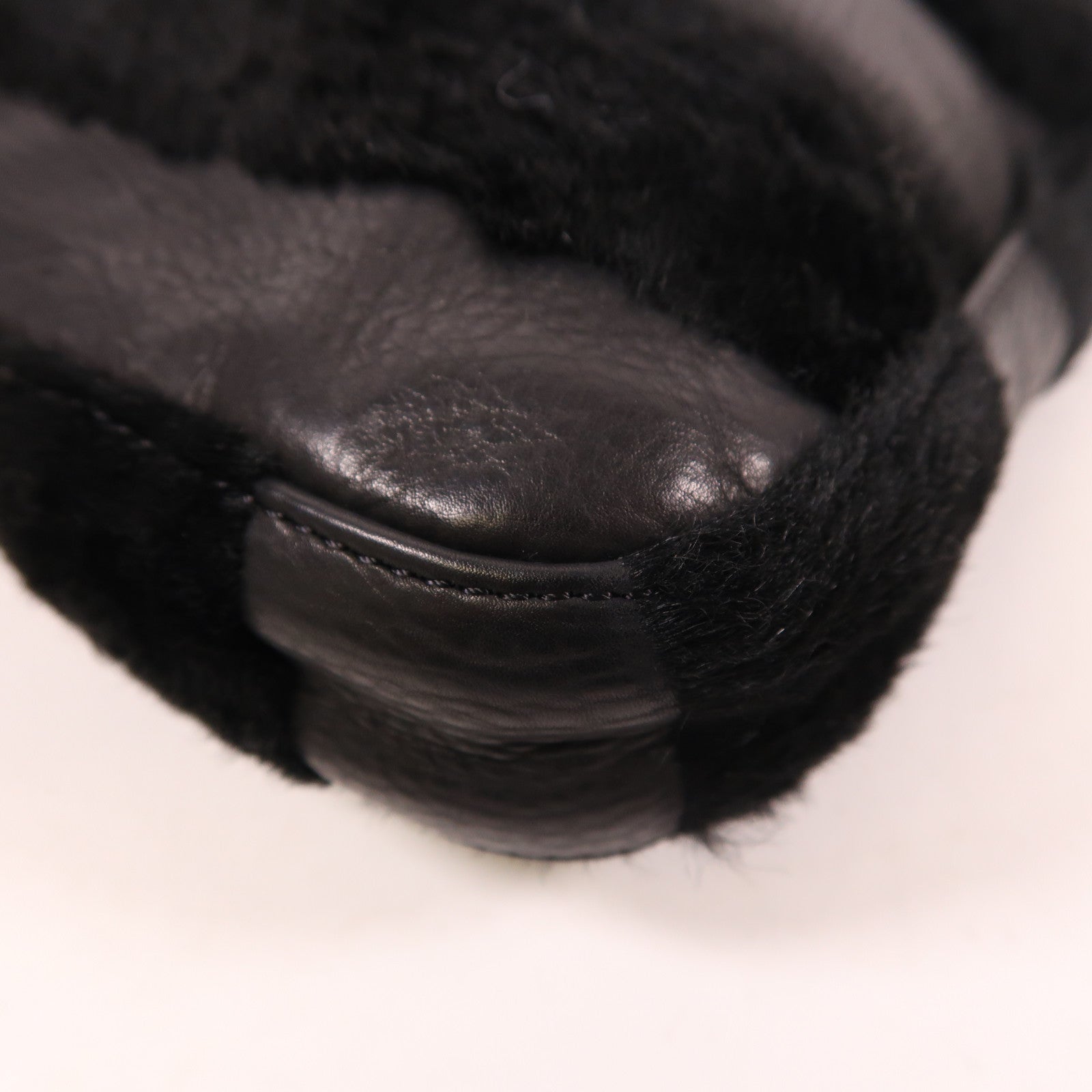 FENDI 【激減優惠】馬毛/牛皮皮革Baguette銀扣肩背袋