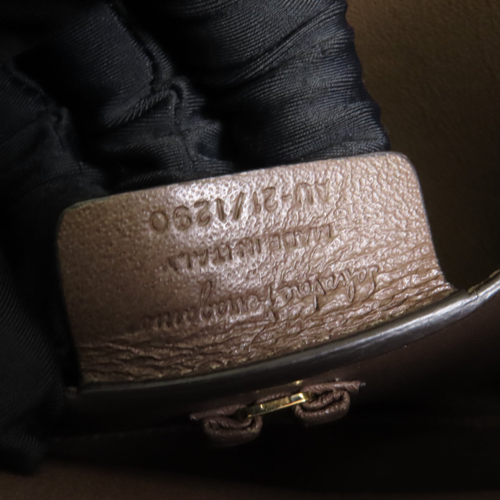 Salvatore Ferragamo 牛皮皮革Vara Bow Top Handle金扣手挽肩背兩用袋