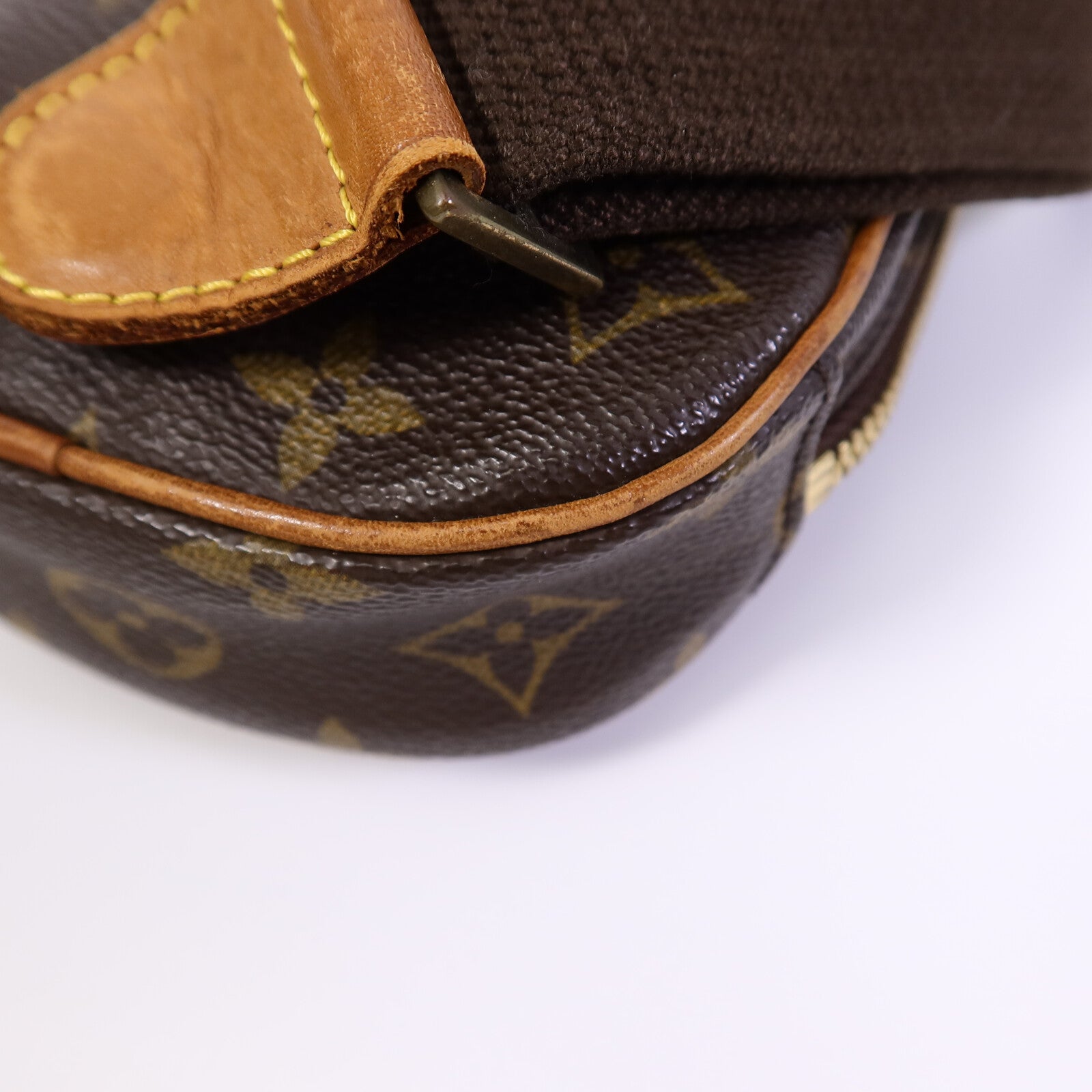 LOUIS VUITTON Monogram Pochette Gange肩背袋