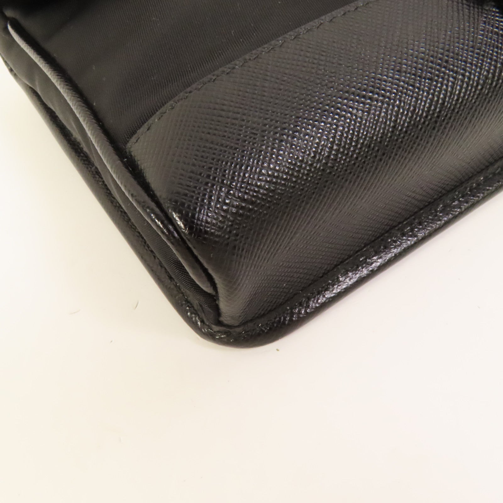 PRADA 尼龍Smartphone Case銀扣肩背袋