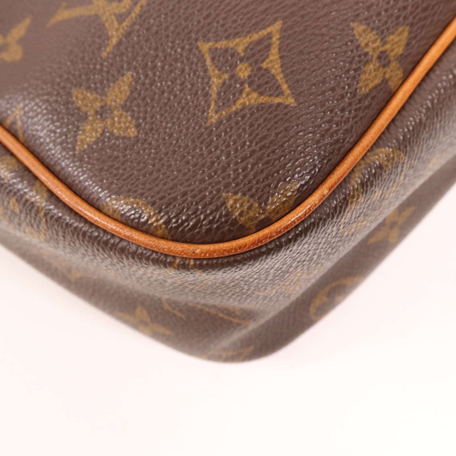 LOUIS VUITTON Monogram Viva Cite GM金扣肩背袋