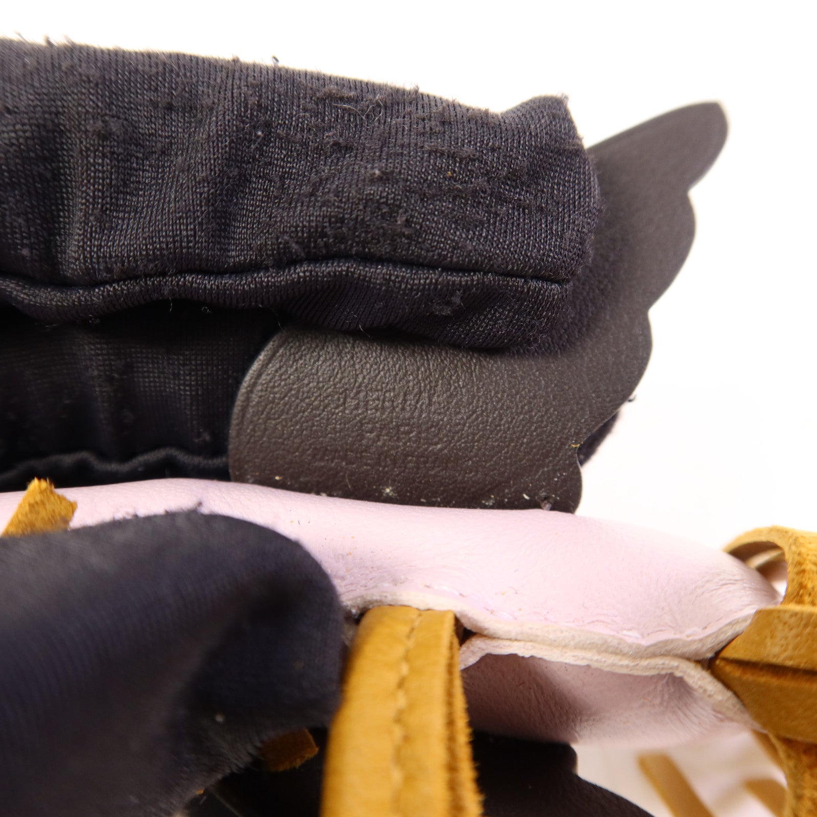 HERMES Milo皮革Rodeo Pegase PM掛飾Mauve Pale