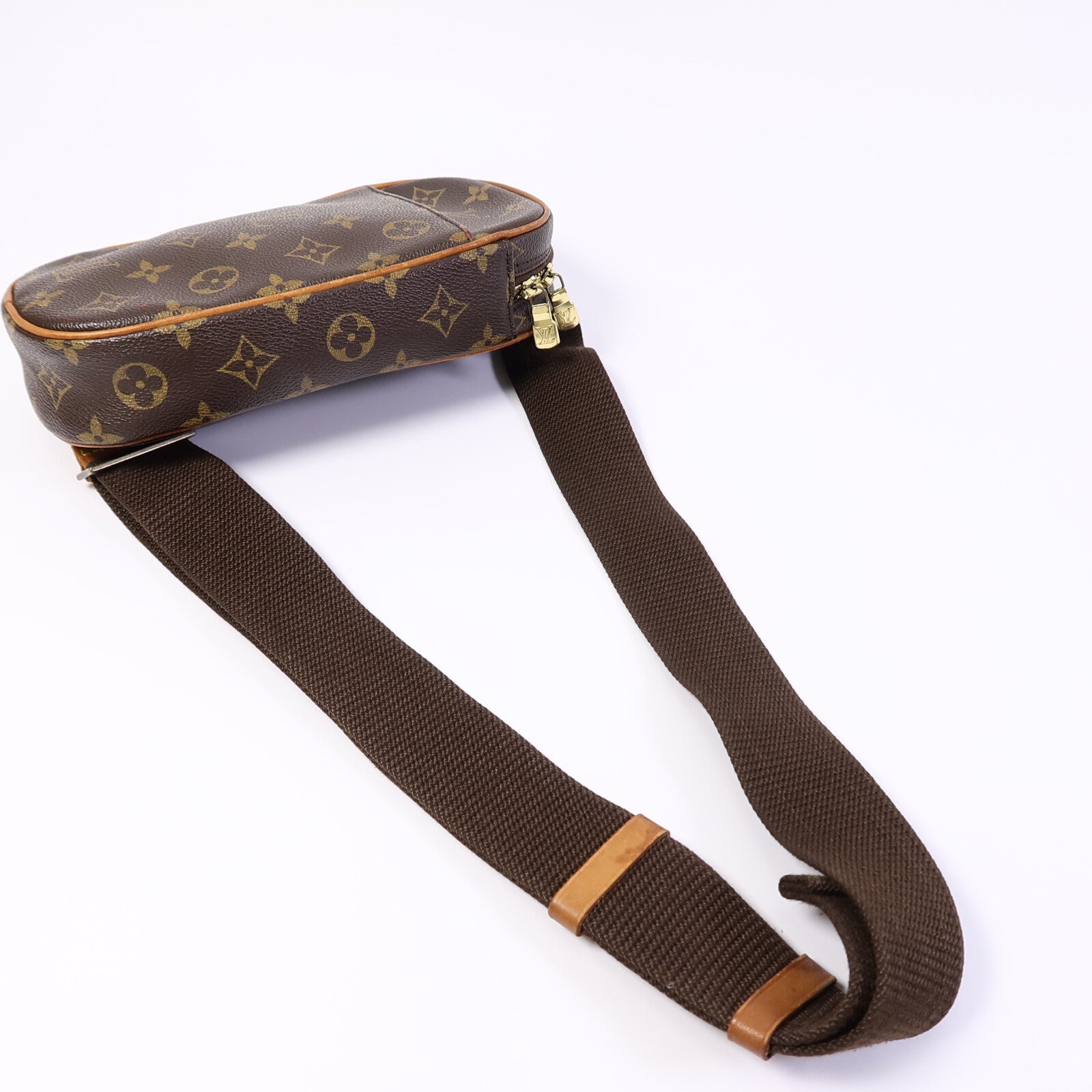 LOUIS VUITTON Monogram Pochette Gange肩背袋