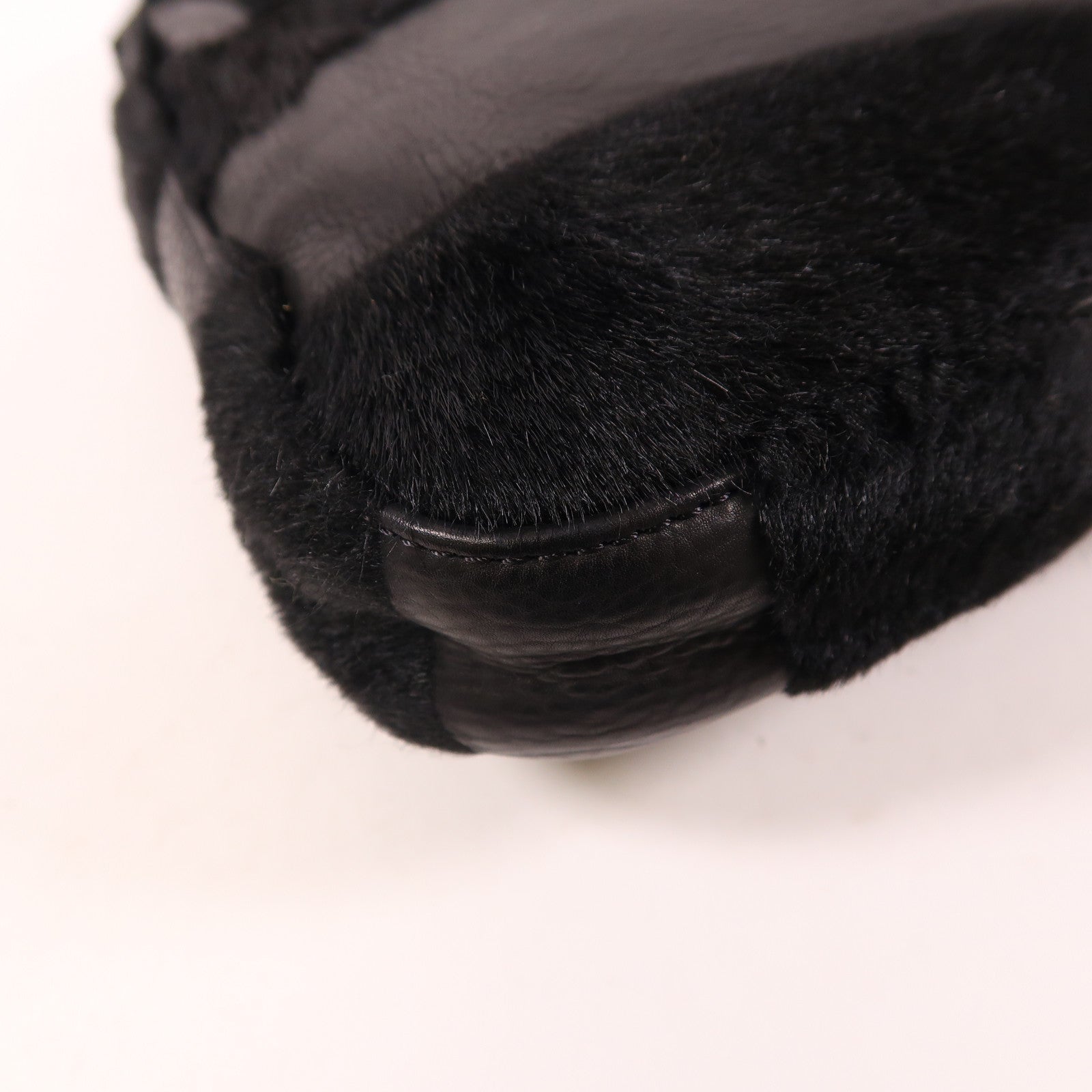 FENDI 馬毛/牛皮皮革Baguette銀扣肩背袋