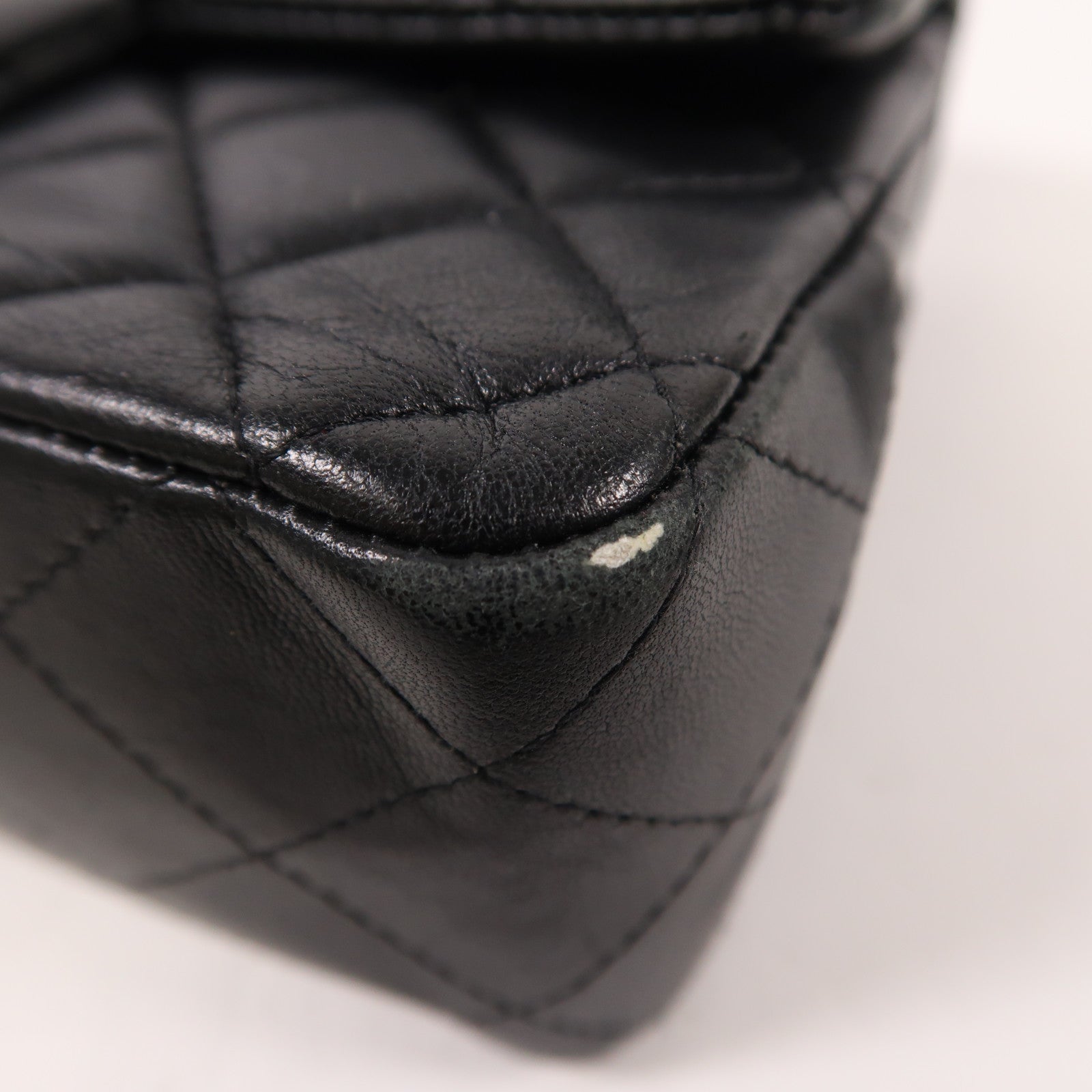 CHANEL 羊皮皮革Mini Classic 20銀扣鏈帶肩背袋