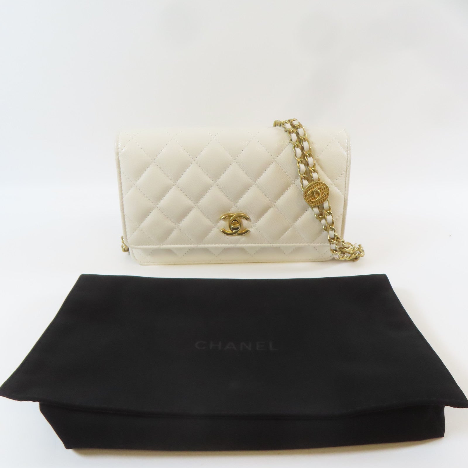 CHANEL 菱格Caviar皮革Gold Coin Chain WOC金扣鏈帶肩背袋白色