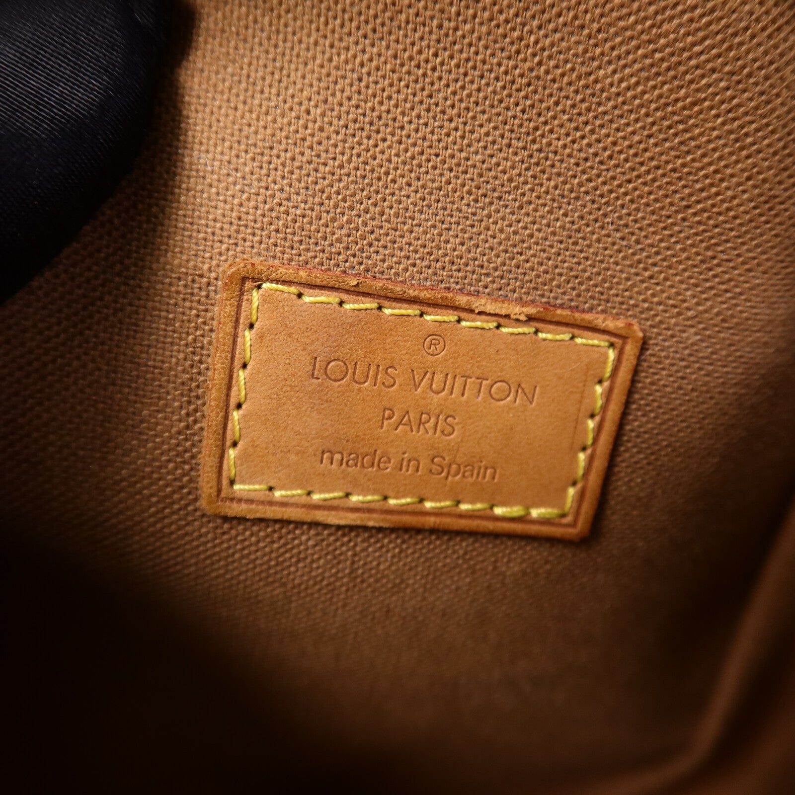 LOUIS VUITTON Monogram Pochette Gange肩背袋