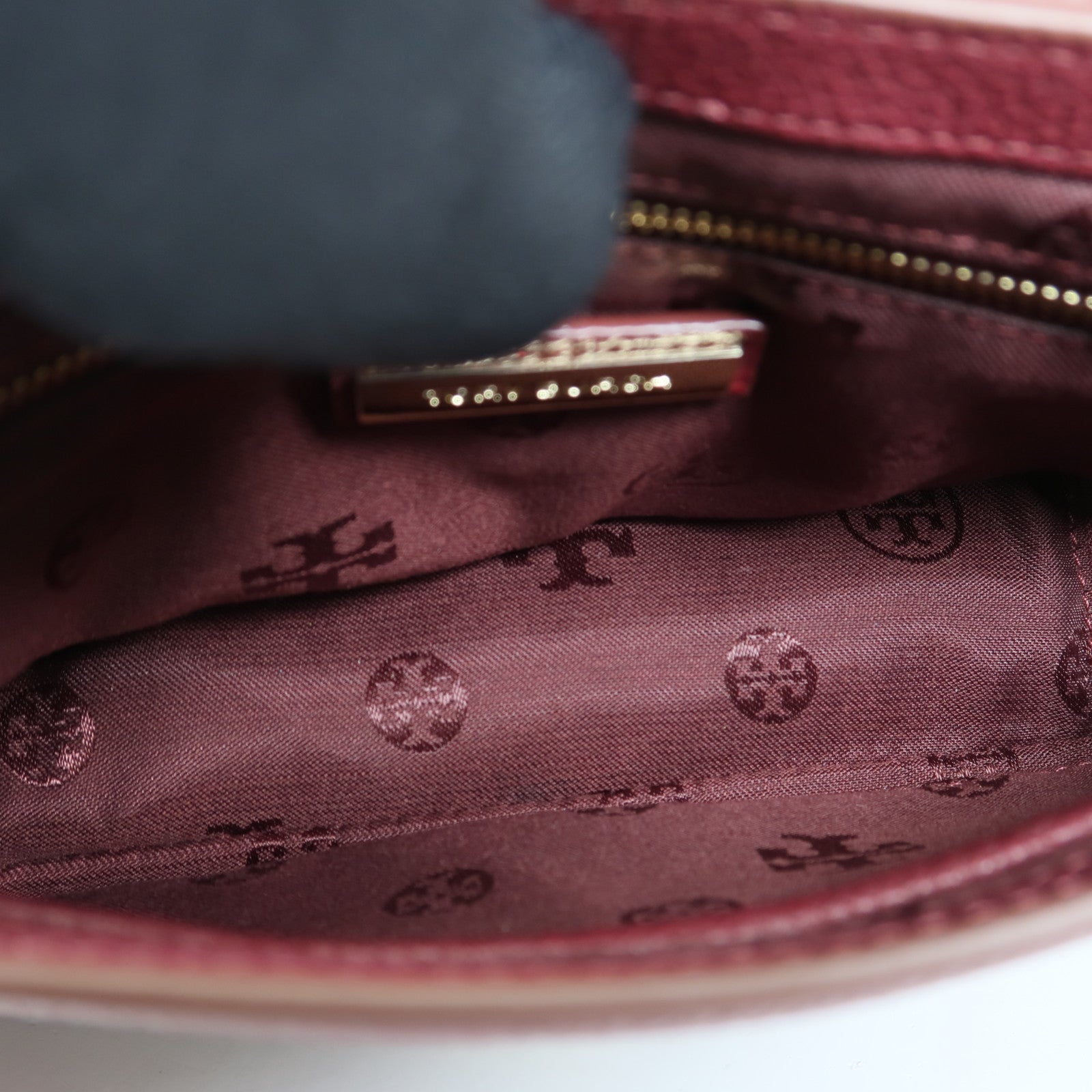 Tory Burch 牛皮皮革Shoulder Bag金扣鏈帶肩背袋