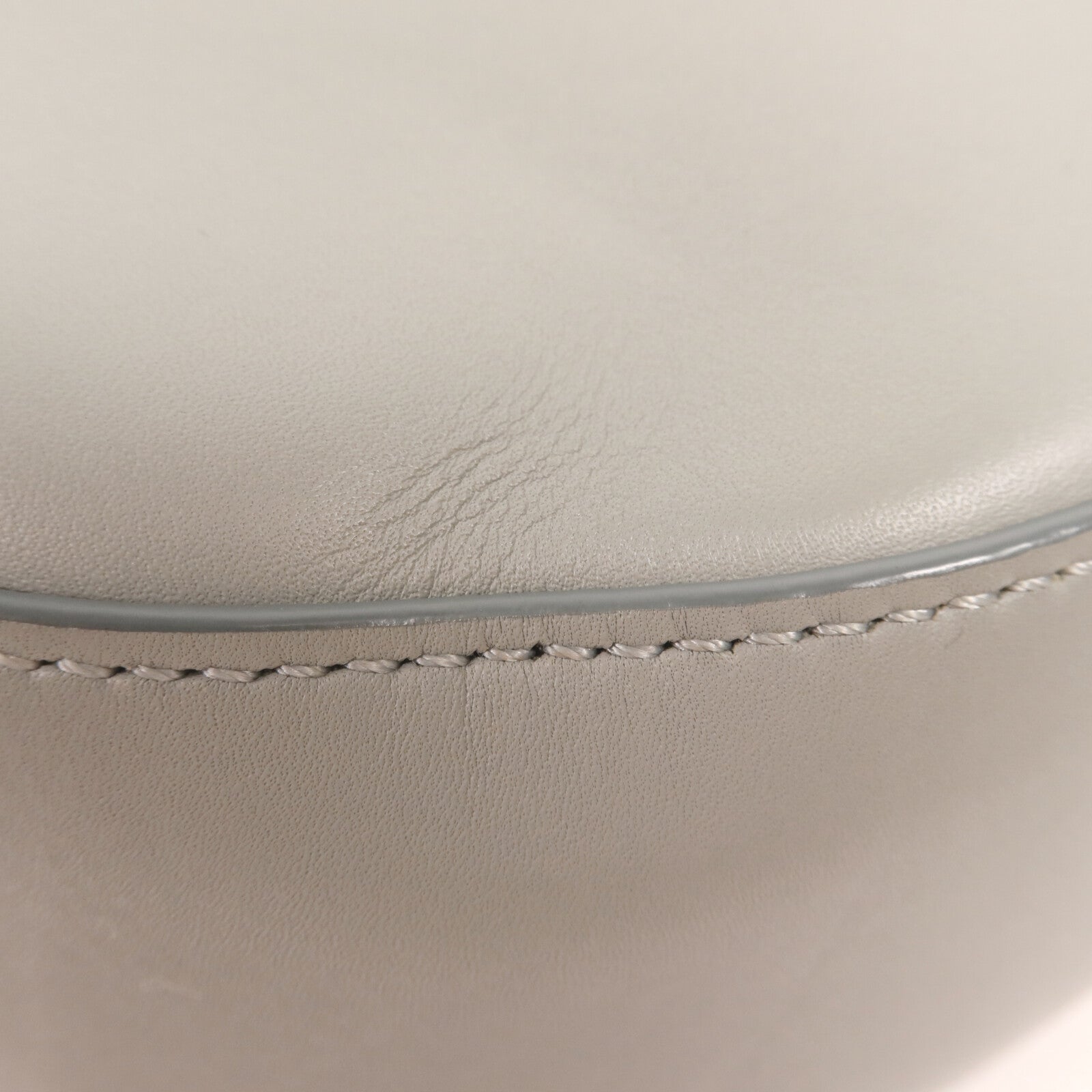 LOEWE 牛皮皮革Luna Hobo Shoulder Bag金扣肩背袋