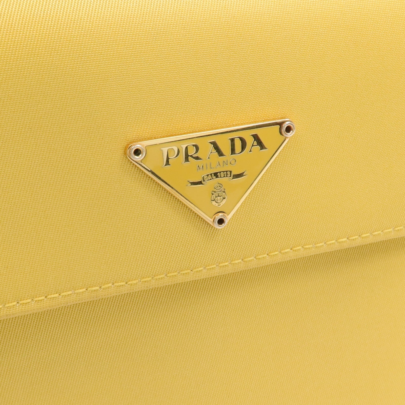 PRADA 尼龍/牛皮皮革Wallet金扣錢包