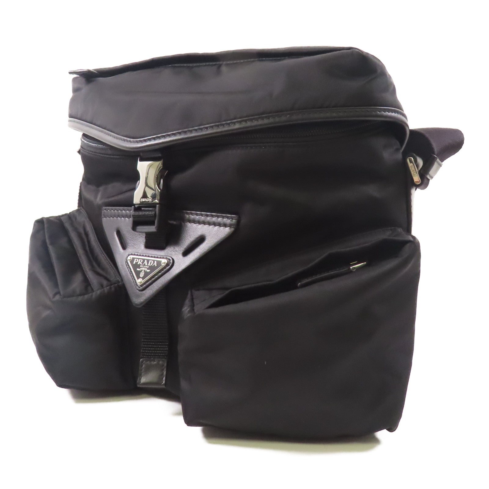 PRADA 尼龍Shoulder Bag銀扣肩背袋