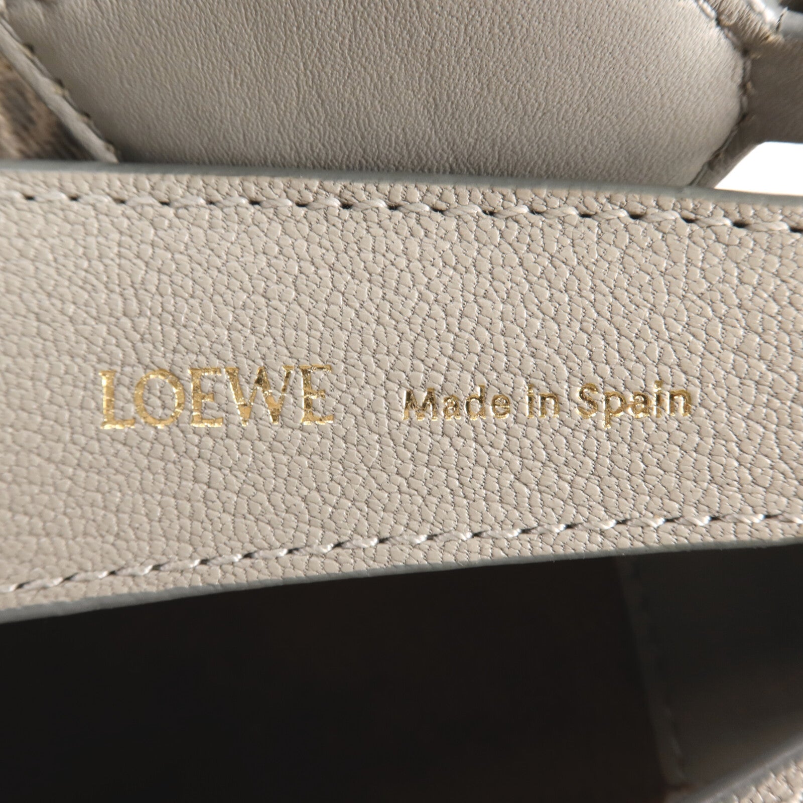 LOEWE 牛皮皮革Luna Hobo Shoulder Bag金扣肩背袋