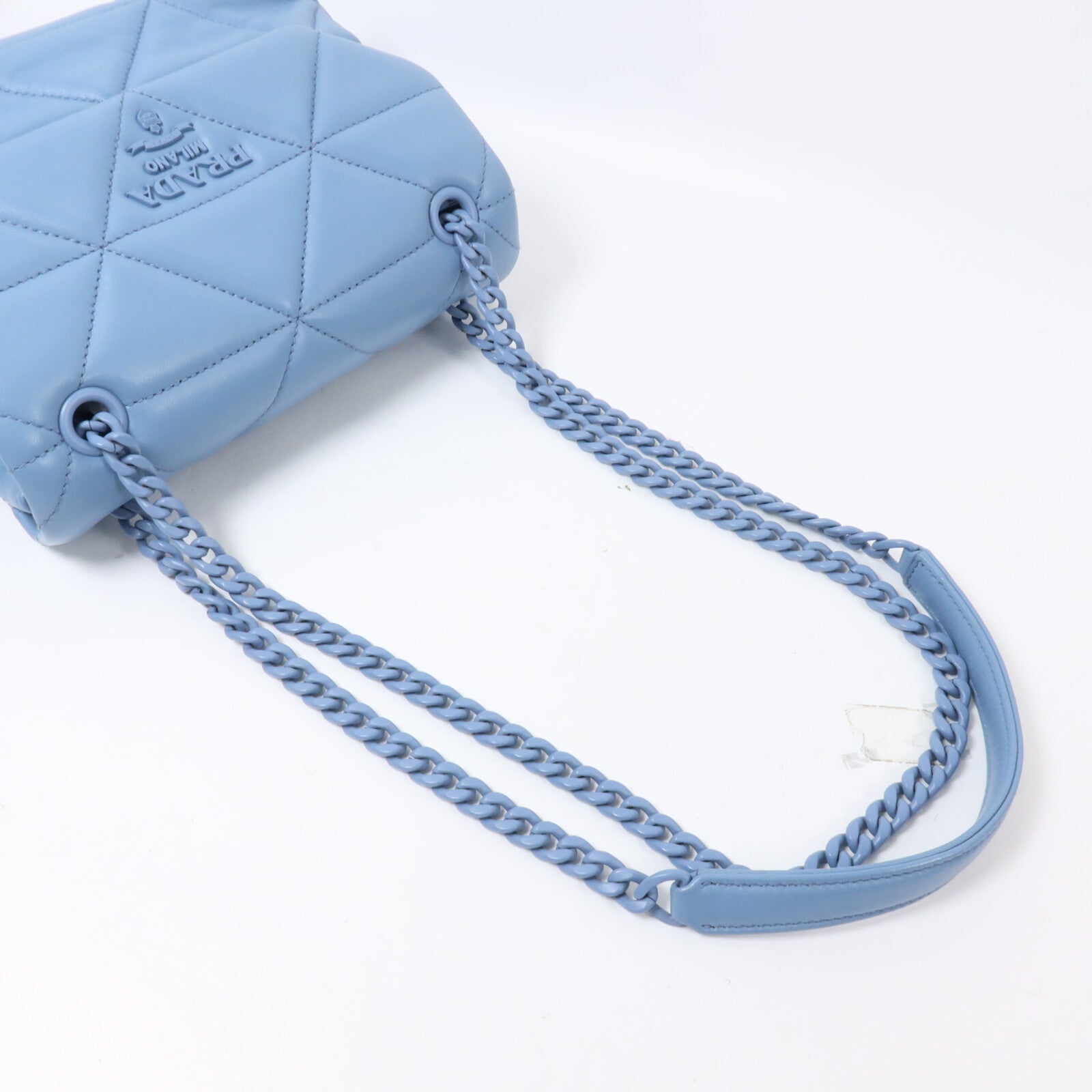 PRADA 羊皮皮革Spectrum Bag鏈帶肩背袋