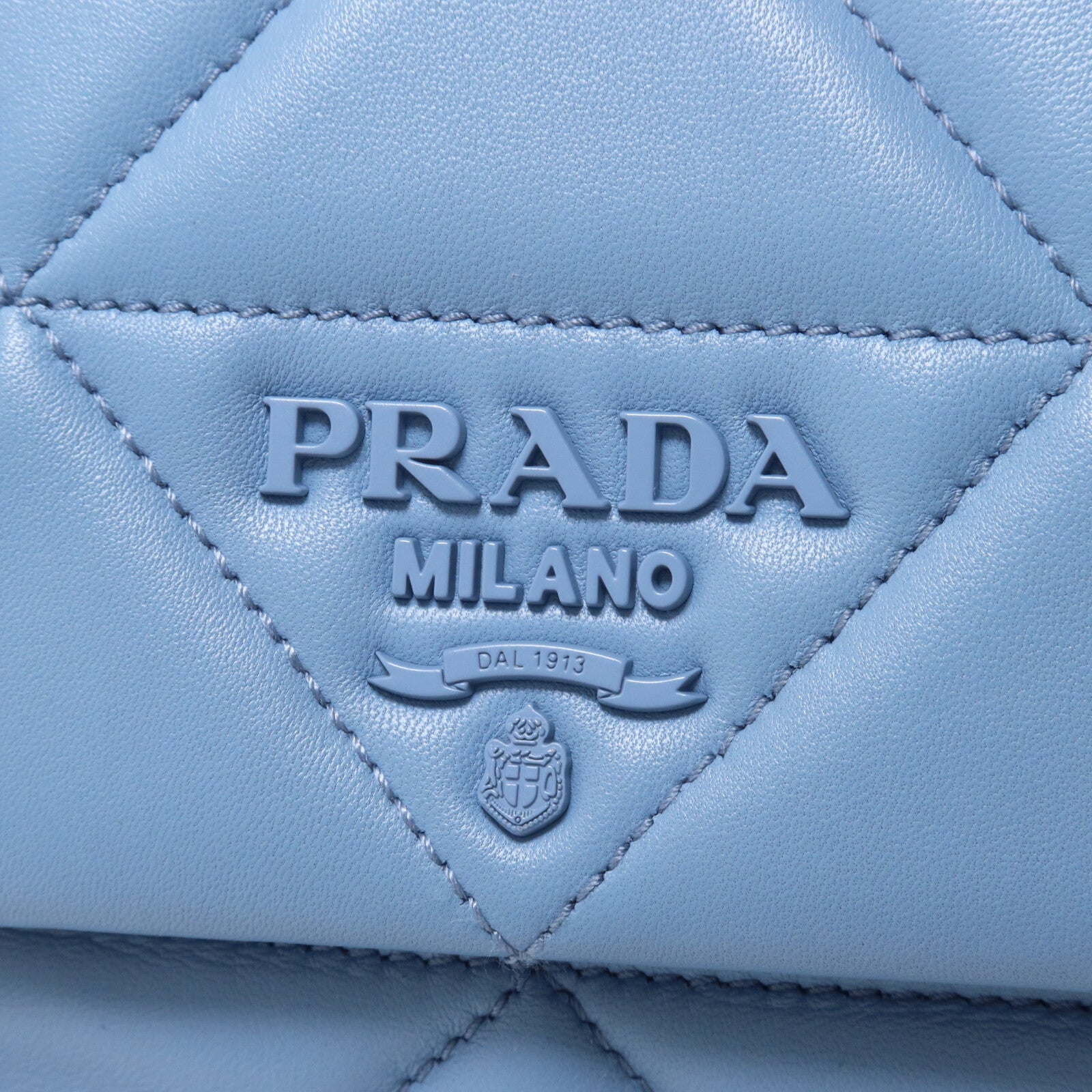 PRADA 羊皮皮革Spectrum Bag鏈帶肩背袋