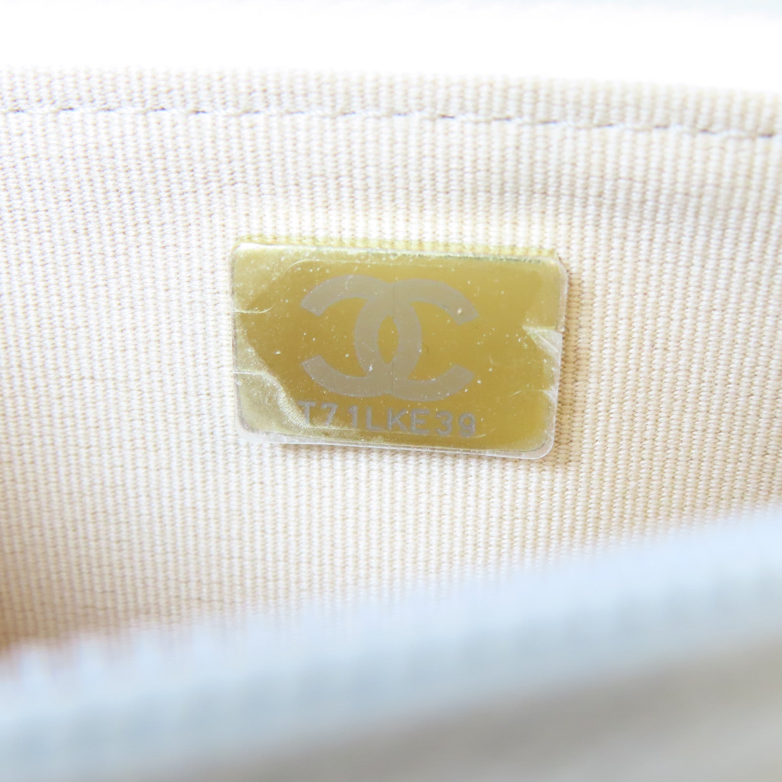 CHANEL 菱格Caviar皮革Gold Coin Chain WOC金扣鏈帶肩背袋白色