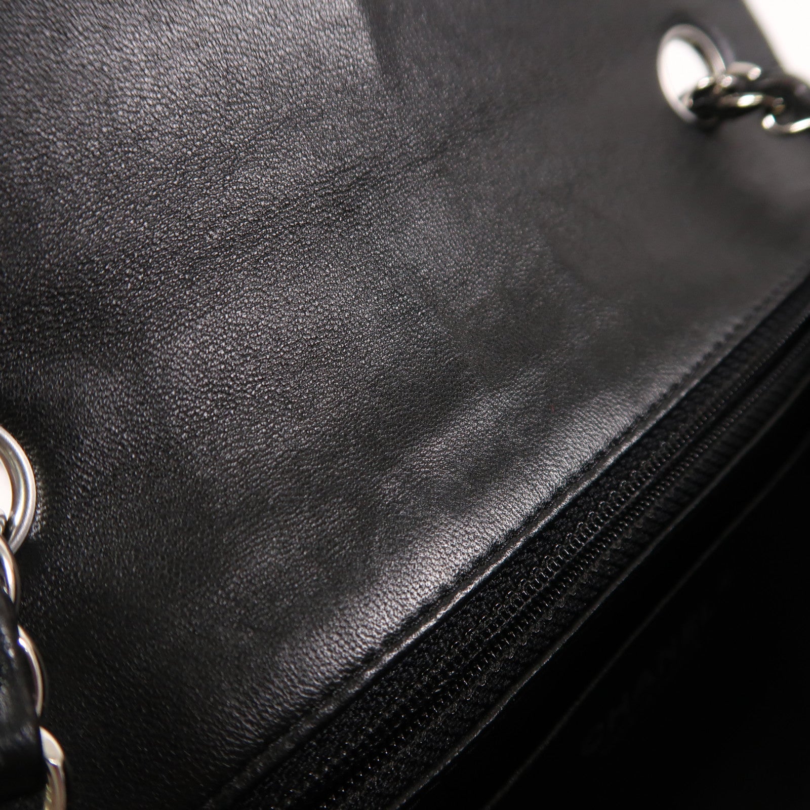 CHANEL 羊皮皮革Mini Classic 20銀扣鏈帶肩背袋