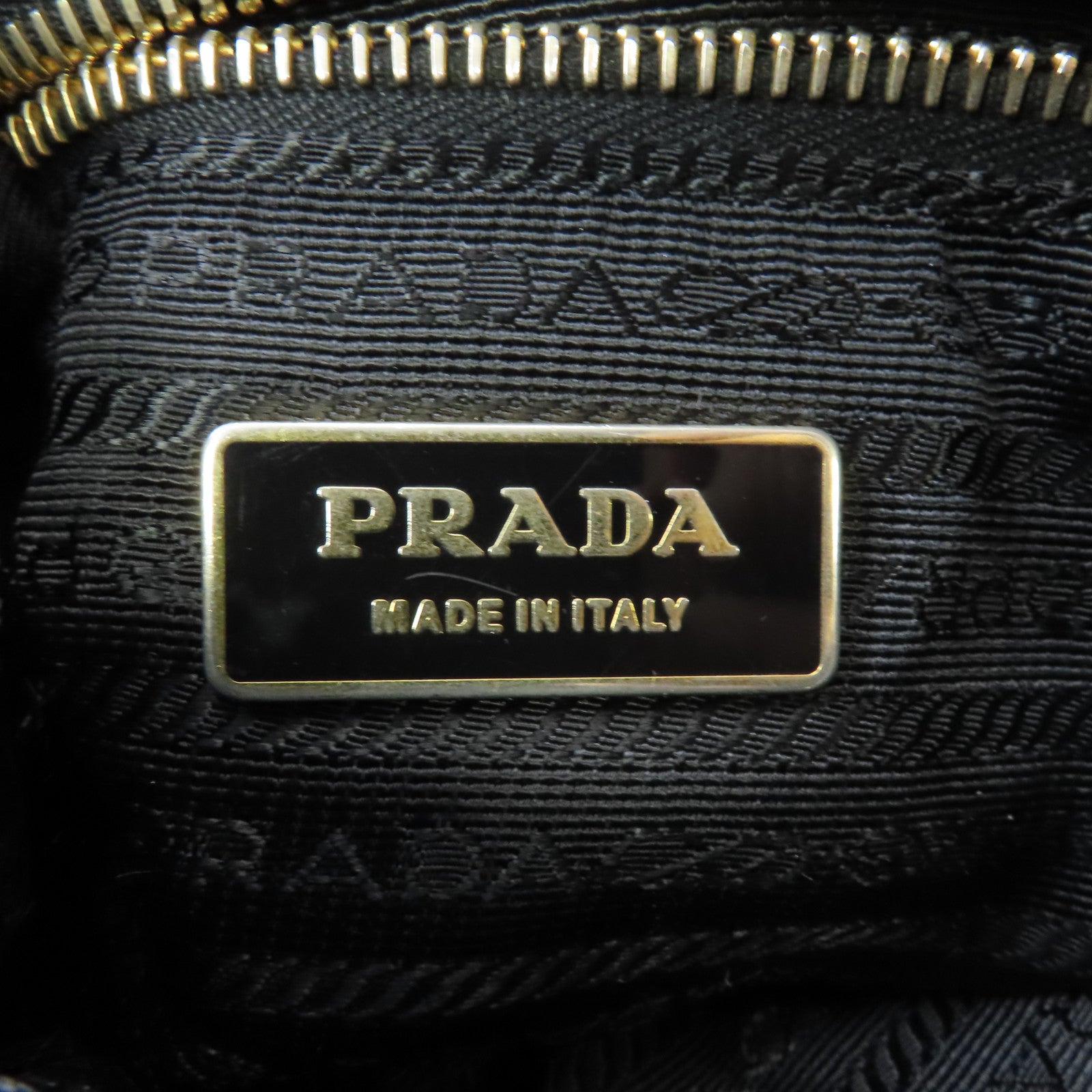 PRADA 尼龍Shoulder Bag金扣肩背袋綠色