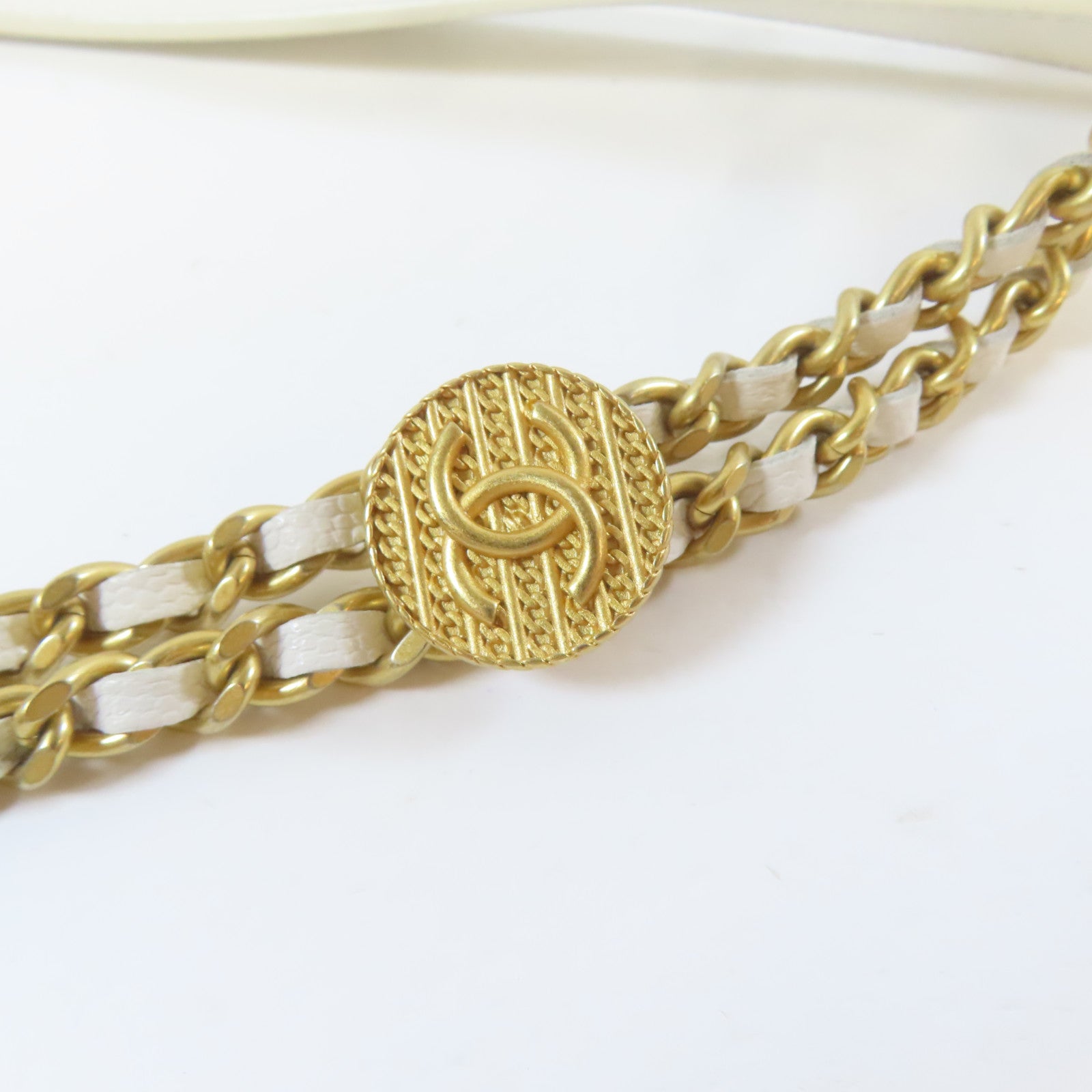 CHANEL 菱格Caviar皮革Gold Coin Chain WOC金扣鏈帶肩背袋白色