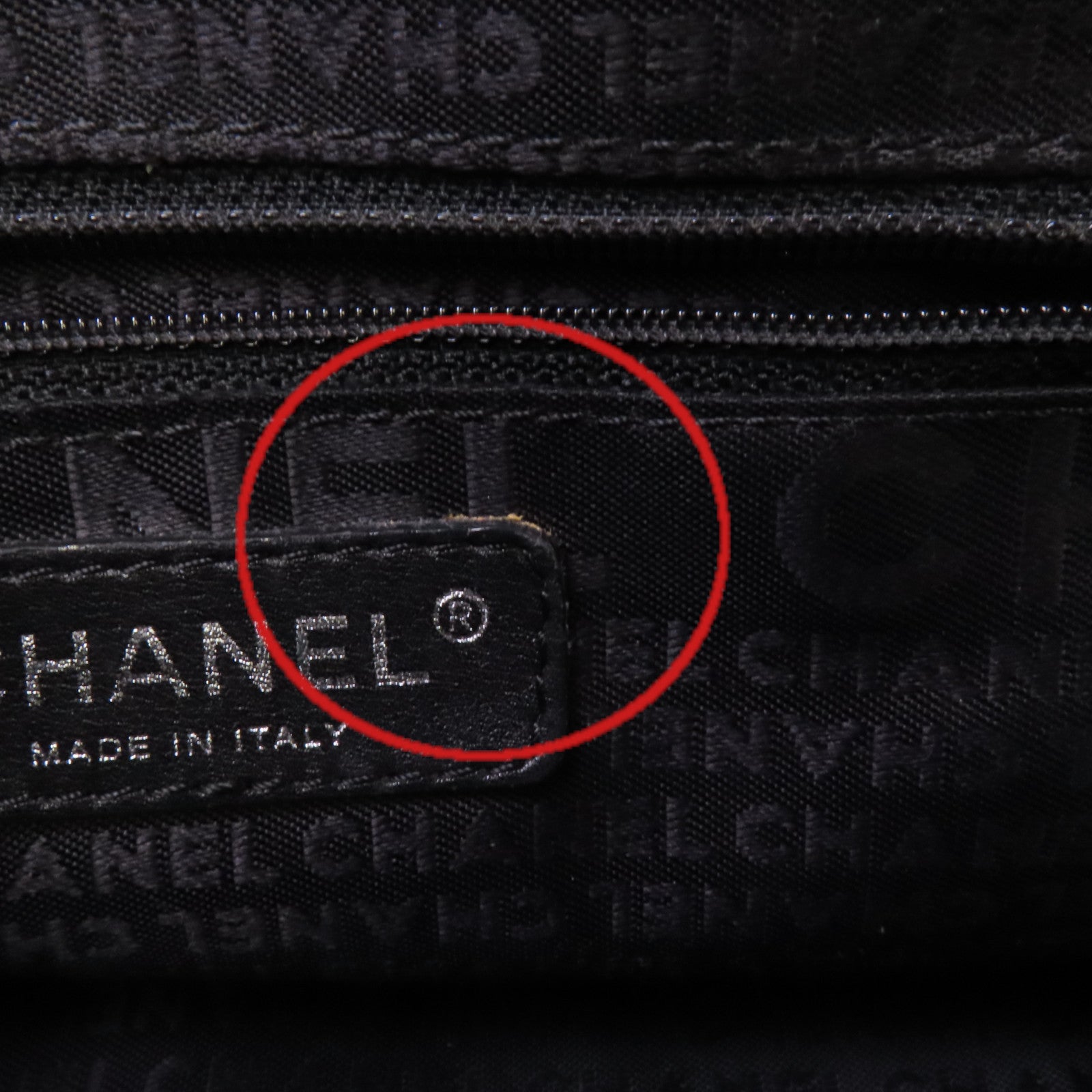CHANEL 牛皮皮革Hand Bag銀扣手挽袋