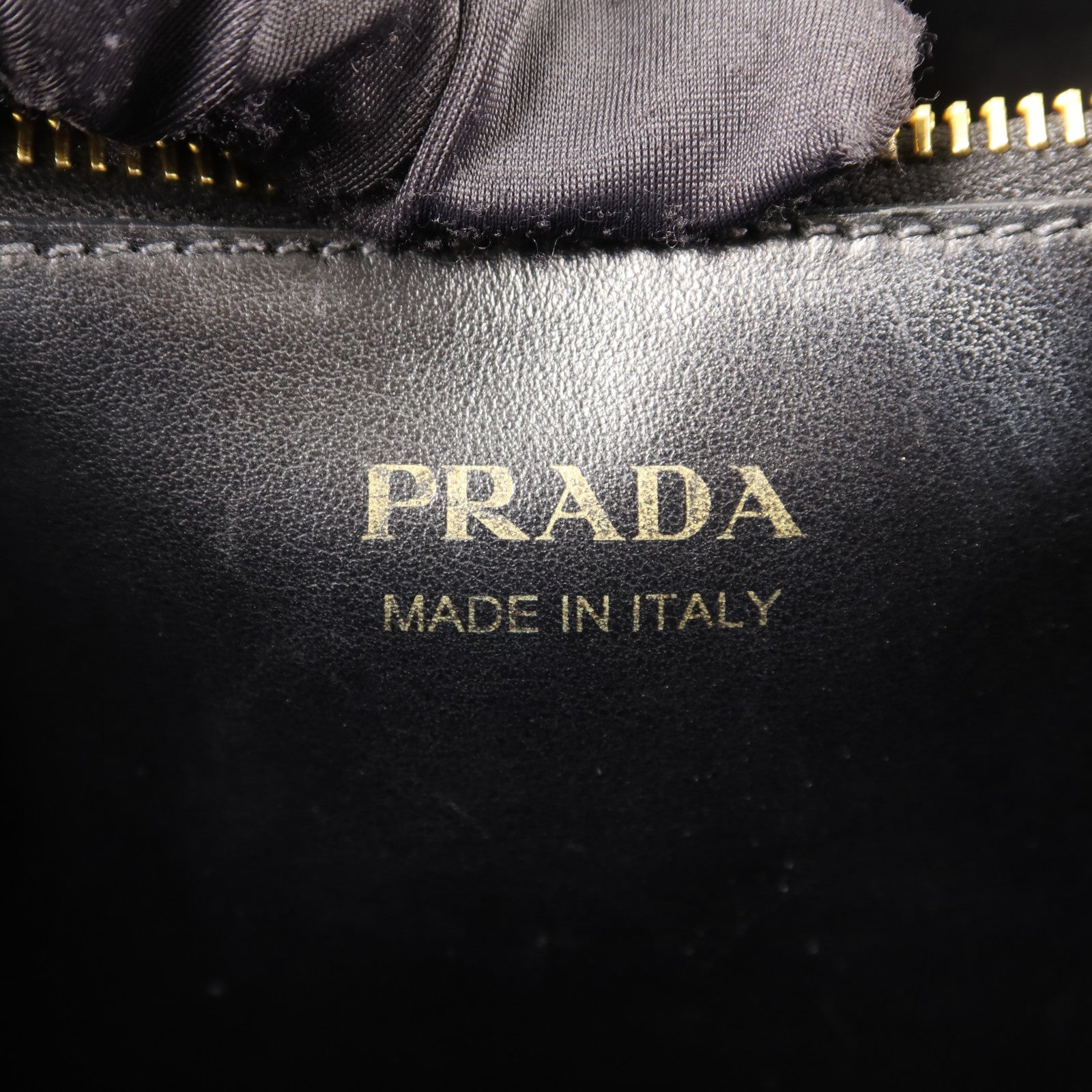 PRADA 牛皮皮革2 Way Shoulder金扣手挽肩背兩用袋